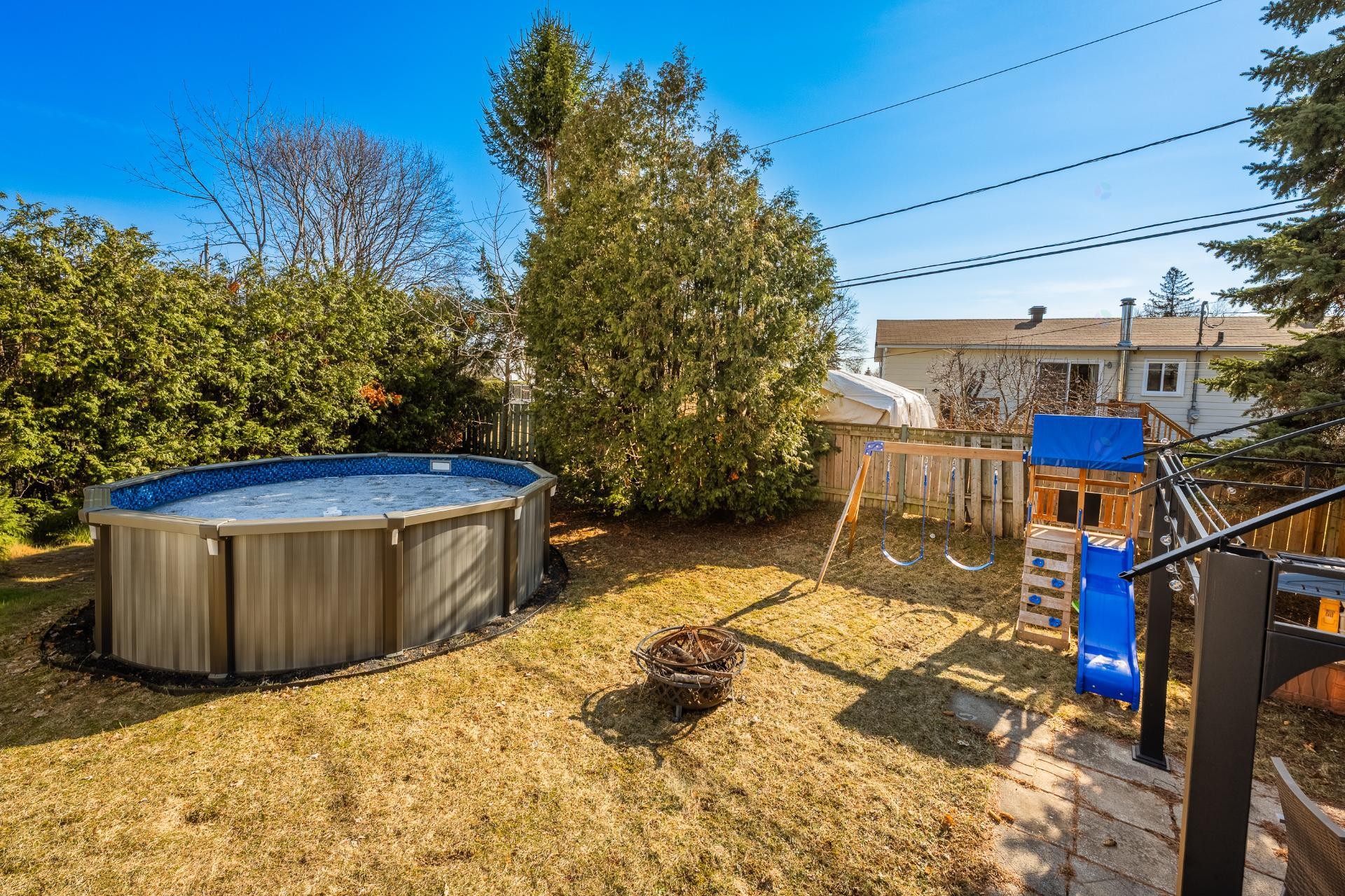 









630


Rue Claude

,
Beloeil,




QC
J3G4X4


