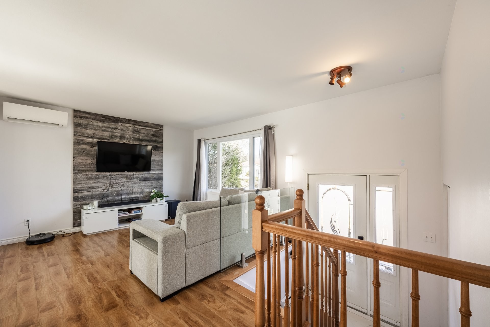 









630


Rue Claude

,
Beloeil,




QC
J3G4X4

