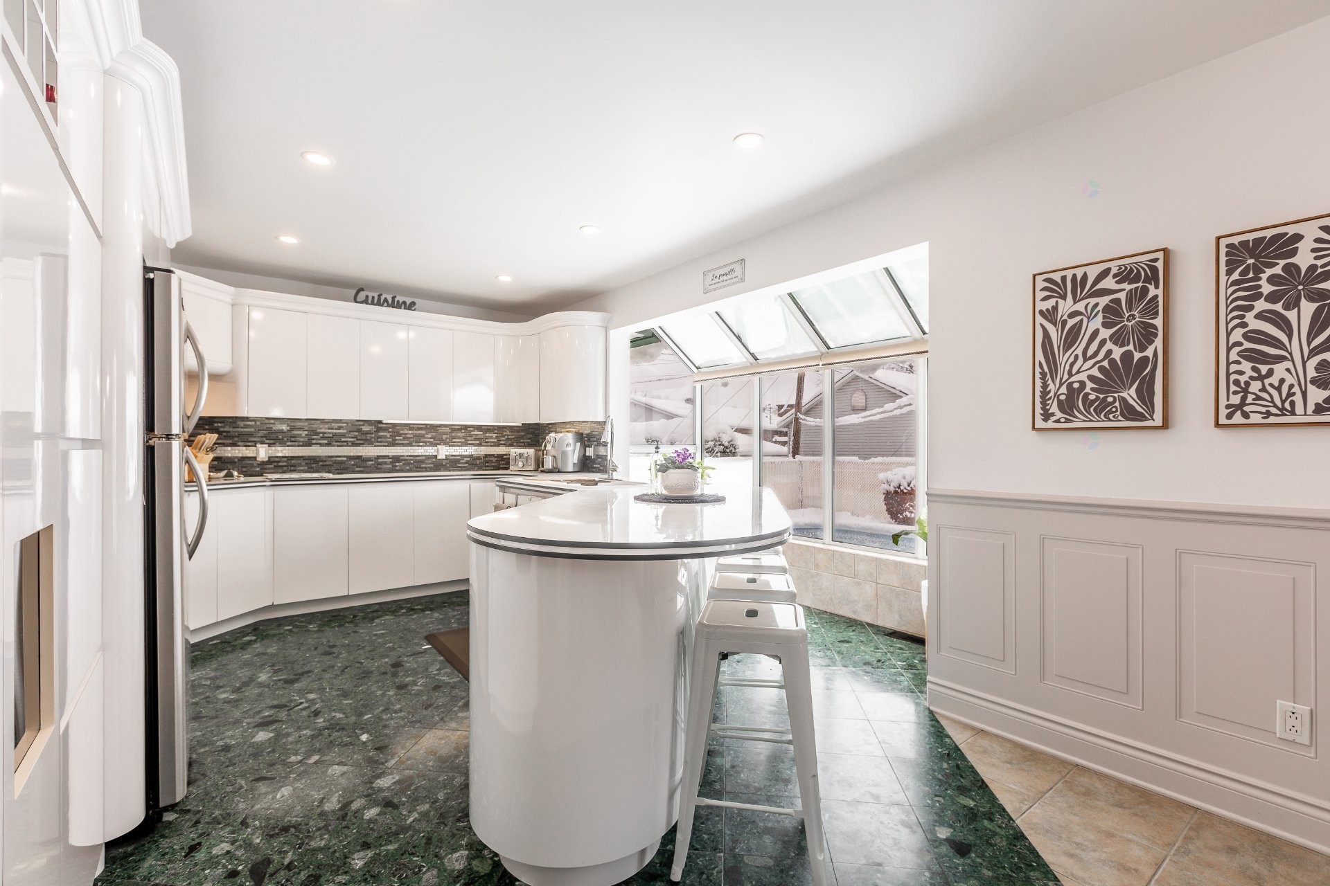 









24


Rue Amireault

,
L'Épiphanie,




QC
J5X2S2

