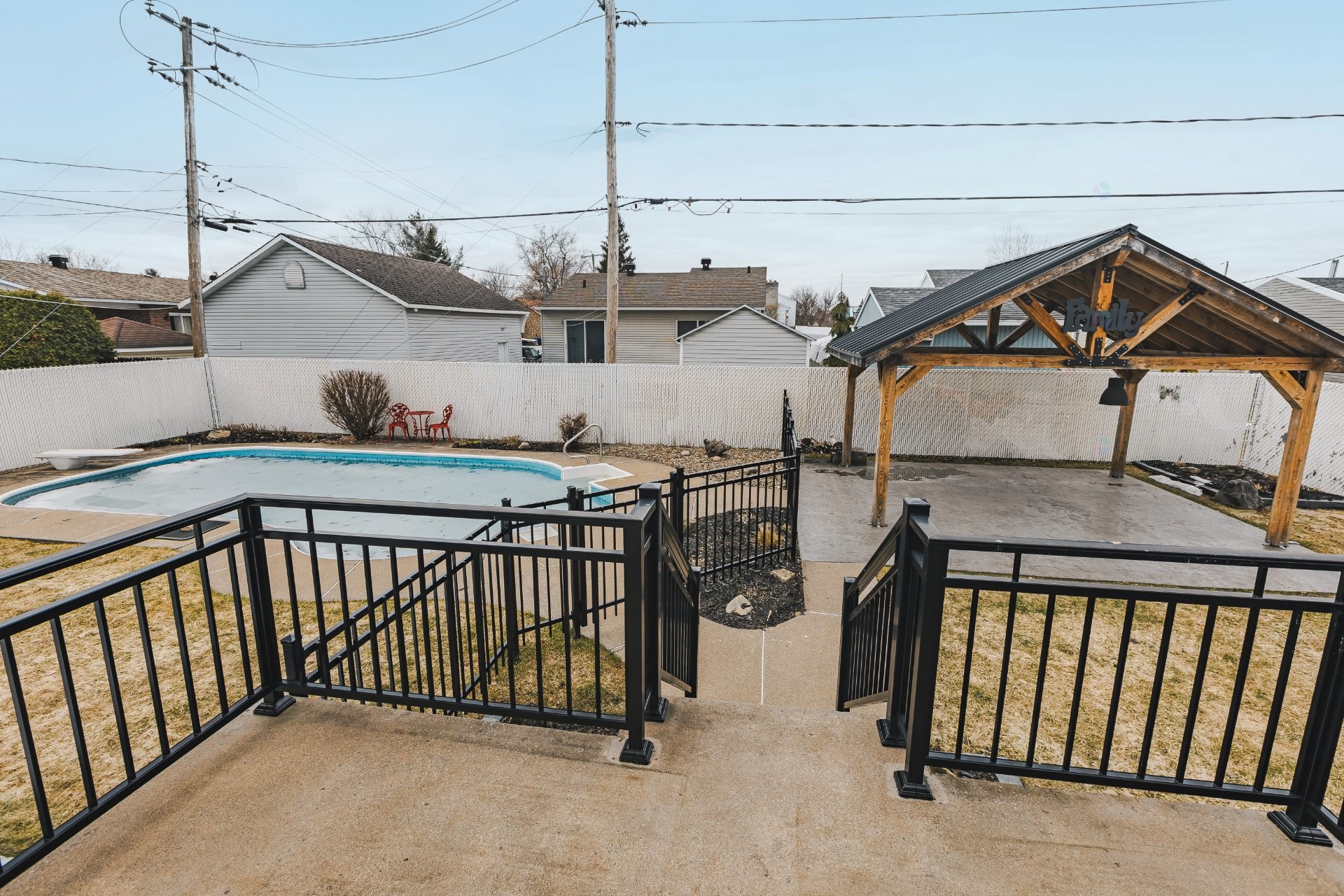 









24


Rue Amireault

,
L'Épiphanie,




QC
J5X2S2

