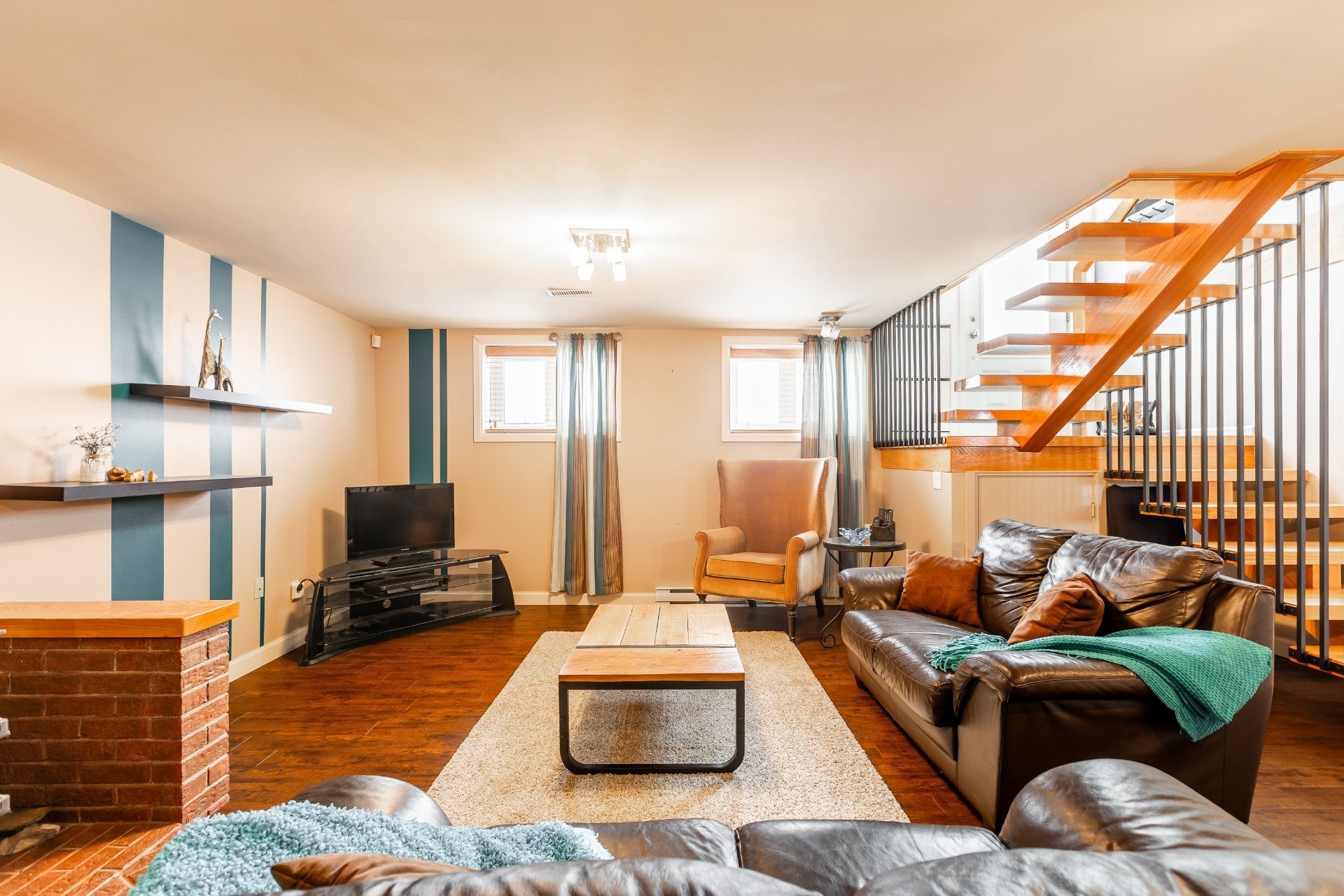 









24


Rue Amireault

,
L'Épiphanie,




QC
J5X2S2

