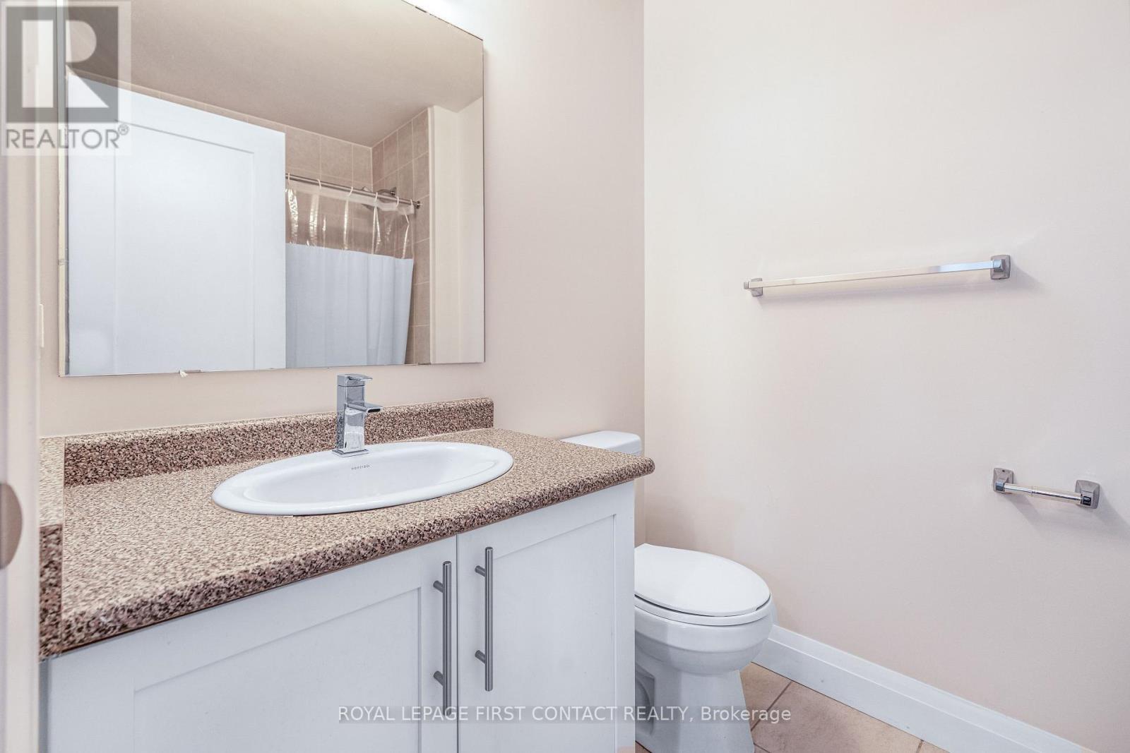 












4 - 29 MADELAINE DRIVE

,
Barrie,




Ontario
L9J0G8

