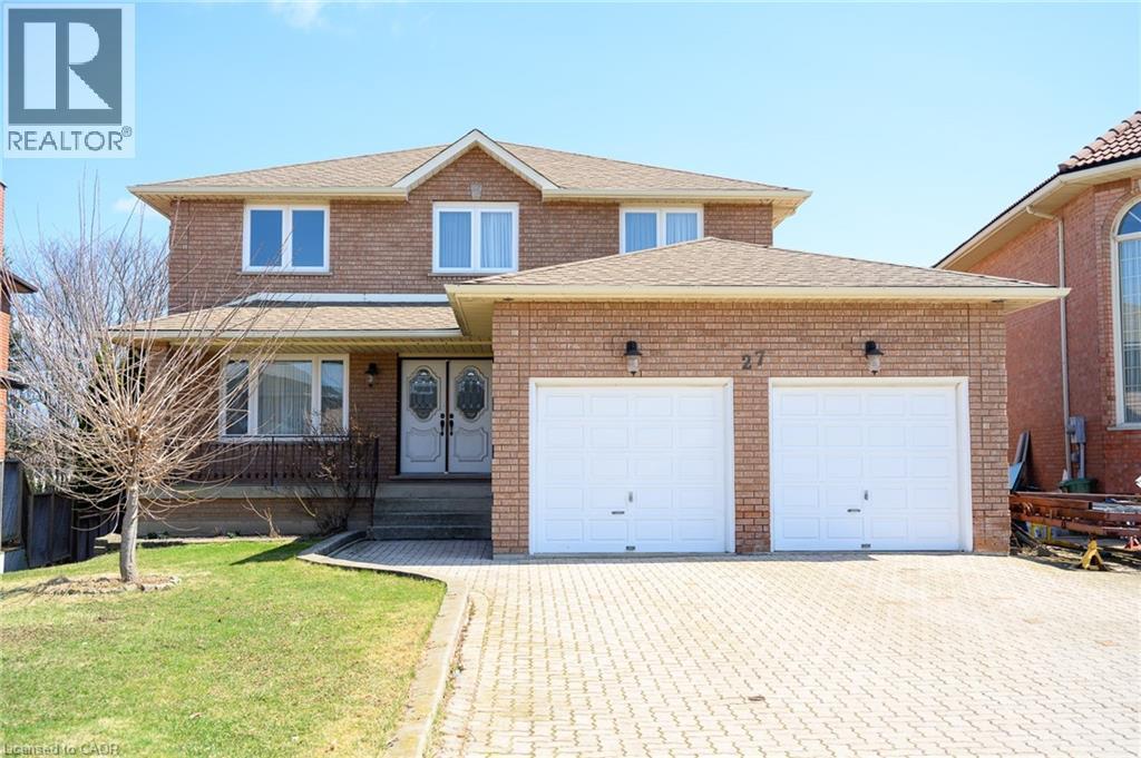 












27 TRIESTE Place

,
Hamilton,




Ontario
L9B2C3

