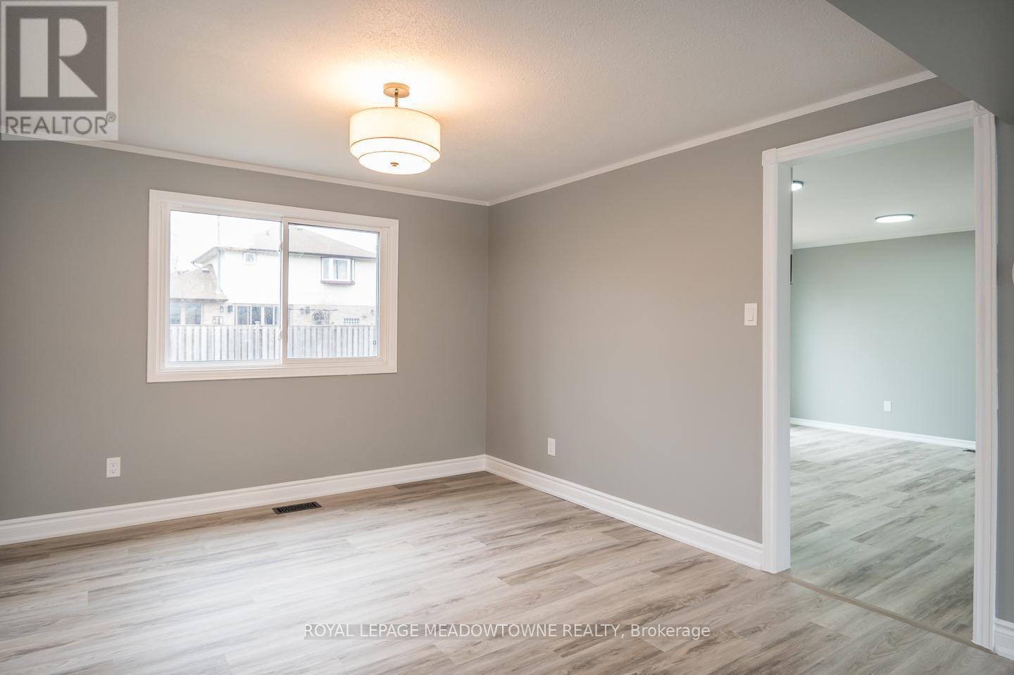 












877 ANDERSON AVENUE

,
Milton,




Ontario
L9T4Y5

