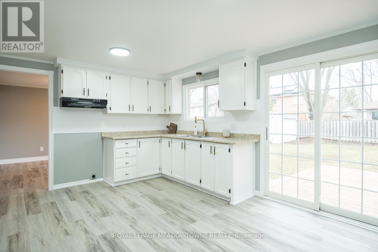 












877 ANDERSON AVENUE

,
Milton,




Ontario
L9T4Y5

