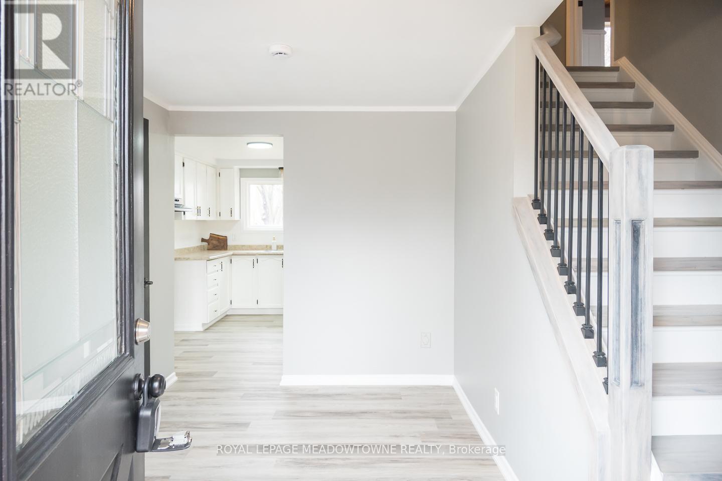 












877 ANDERSON AVENUE

,
Milton,




Ontario
L9T4Y5

