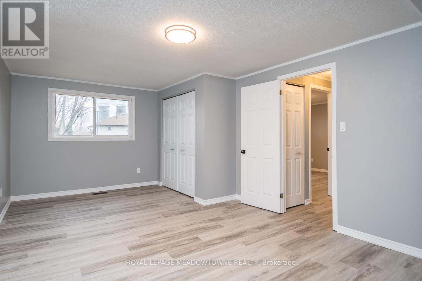 












877 ANDERSON AVENUE

,
Milton,




Ontario
L9T4Y5

