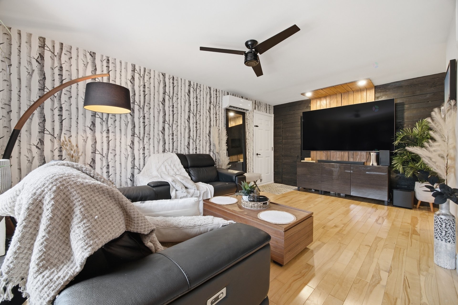 









2155


Grand Rang

,
Saint-Charles-sur-Richelieu,




QC
J0H2G0

