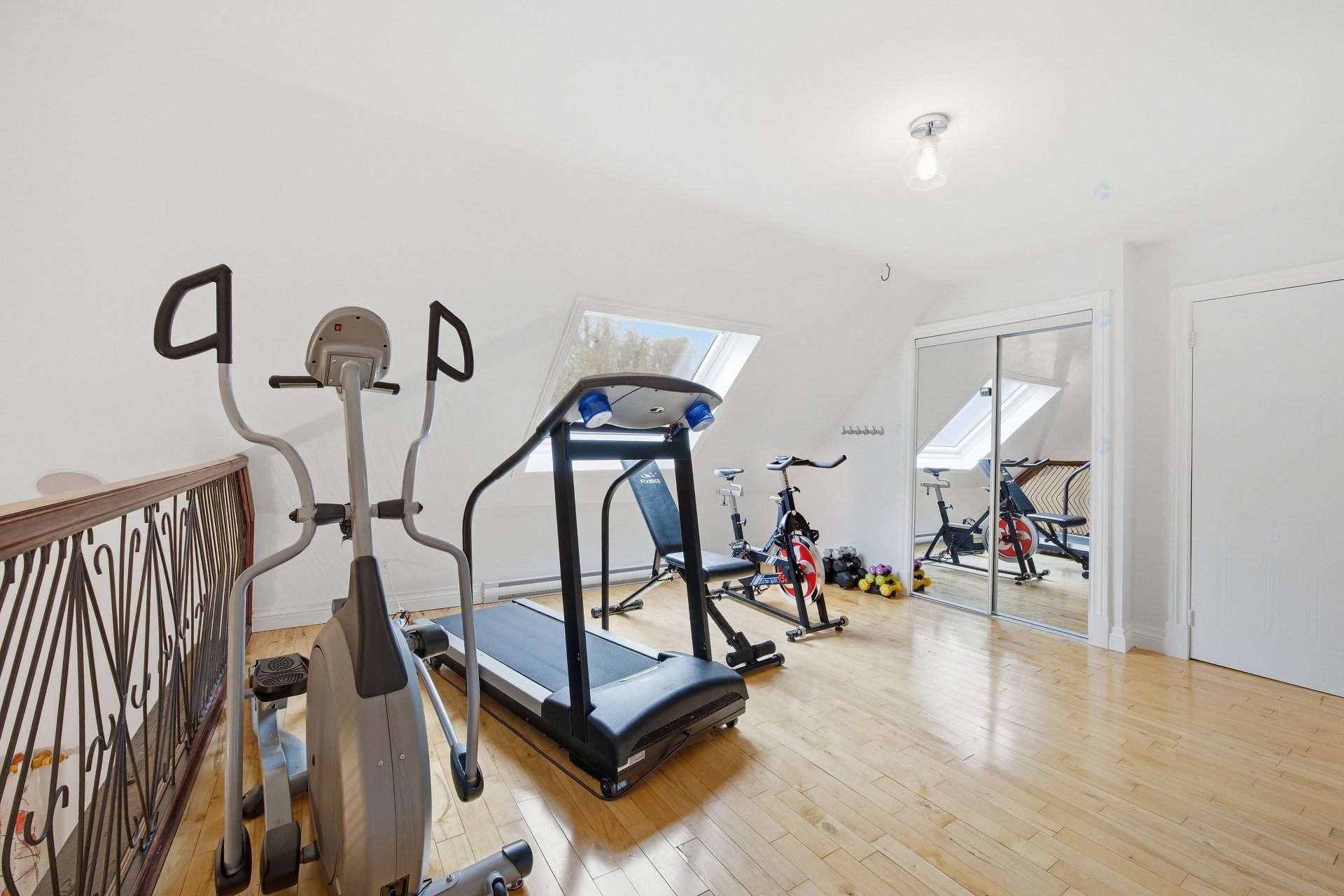 









2155


Grand Rang

,
Saint-Charles-sur-Richelieu,




QC
J0H2G0

