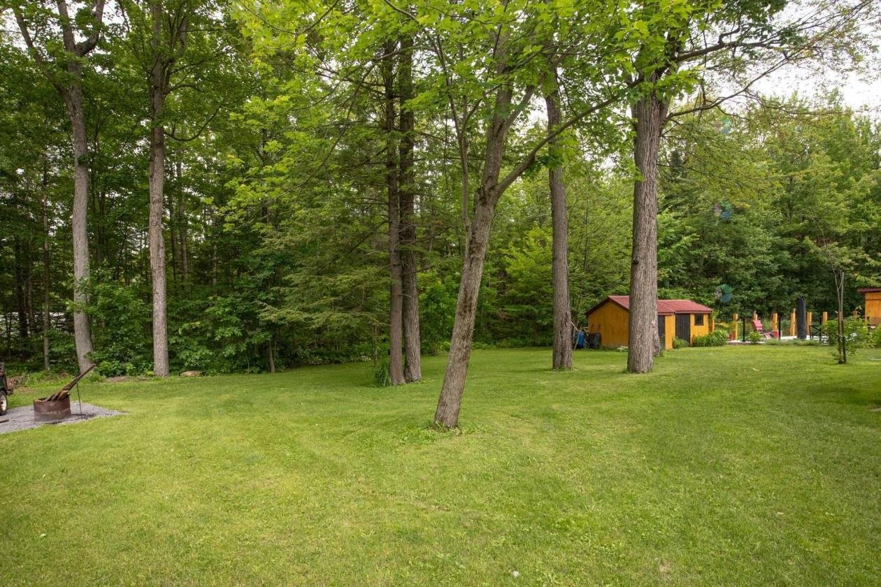 









2155


Grand Rang

,
Saint-Charles-sur-Richelieu,




QC
J0H2G0

