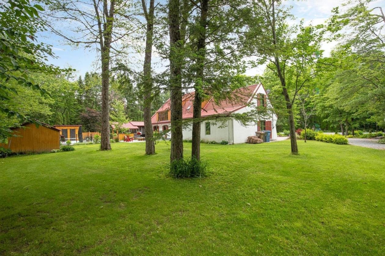









2155


Grand Rang

,
Saint-Charles-sur-Richelieu,




QC
J0H2G0

