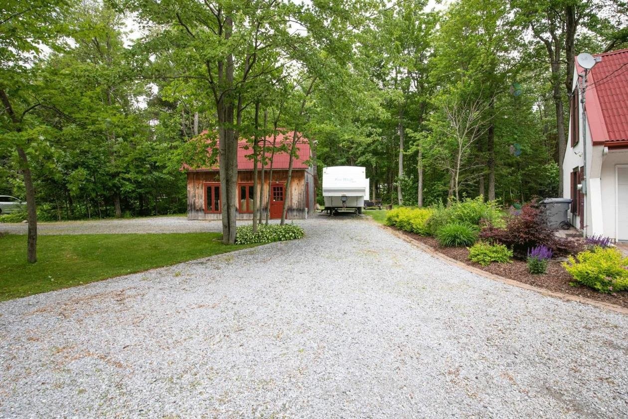 









2155


Grand Rang

,
Saint-Charles-sur-Richelieu,




QC
J0H2G0

