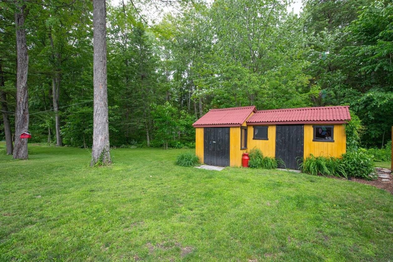 









2155


Grand Rang

,
Saint-Charles-sur-Richelieu,




QC
J0H2G0


