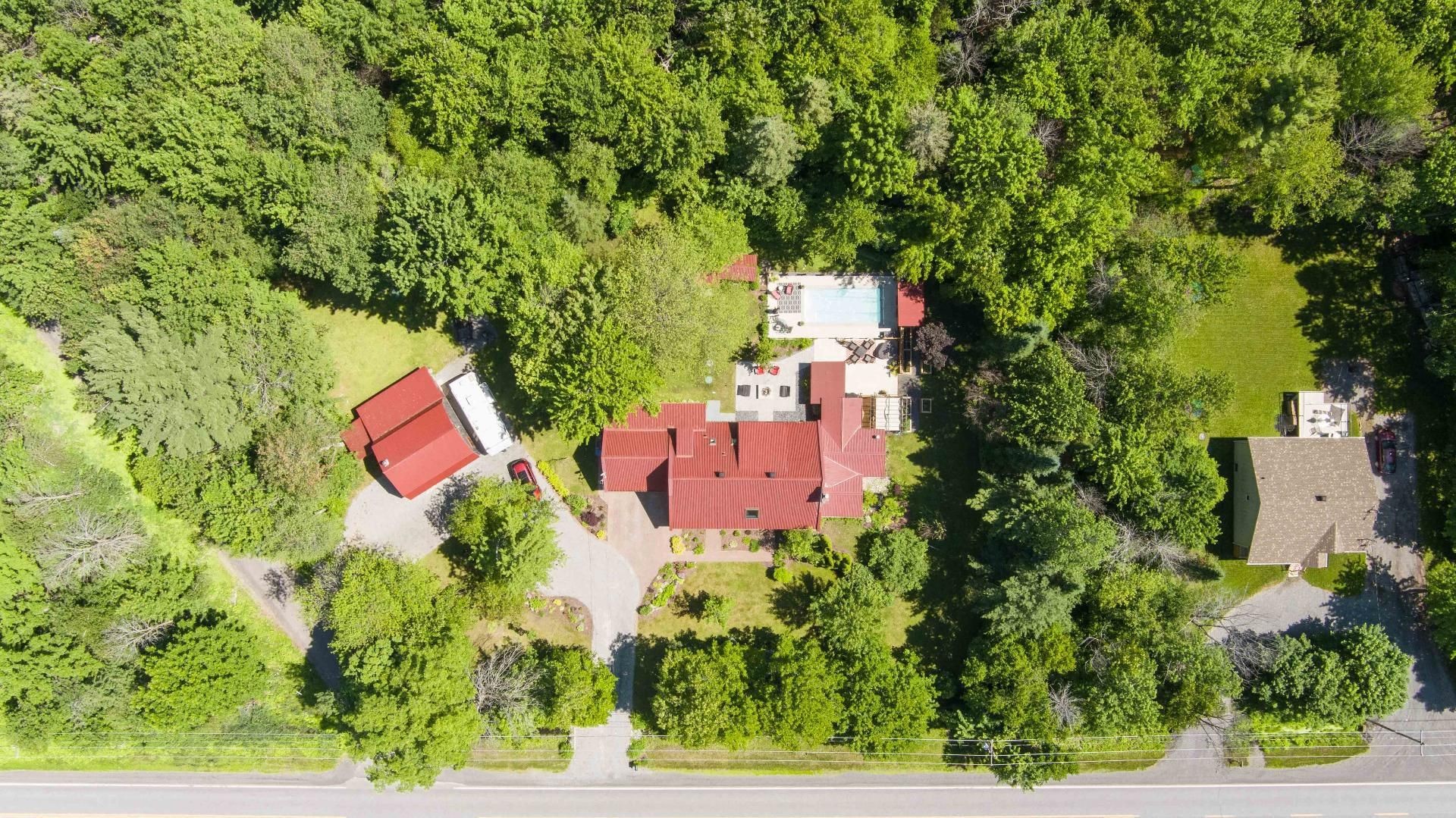 









2155


Grand Rang

,
Saint-Charles-sur-Richelieu,




QC
J0H2G0

