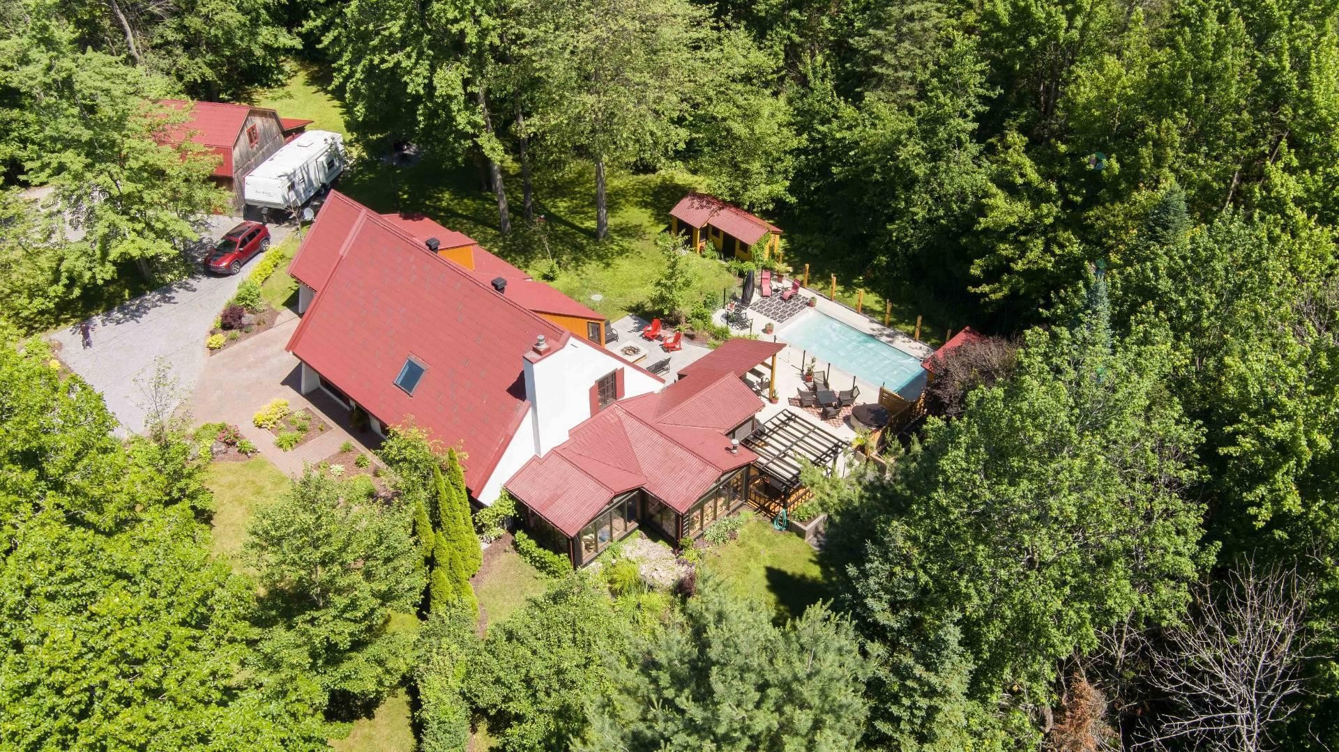 









2155


Grand Rang

,
Saint-Charles-sur-Richelieu,




QC
J0H2G0

