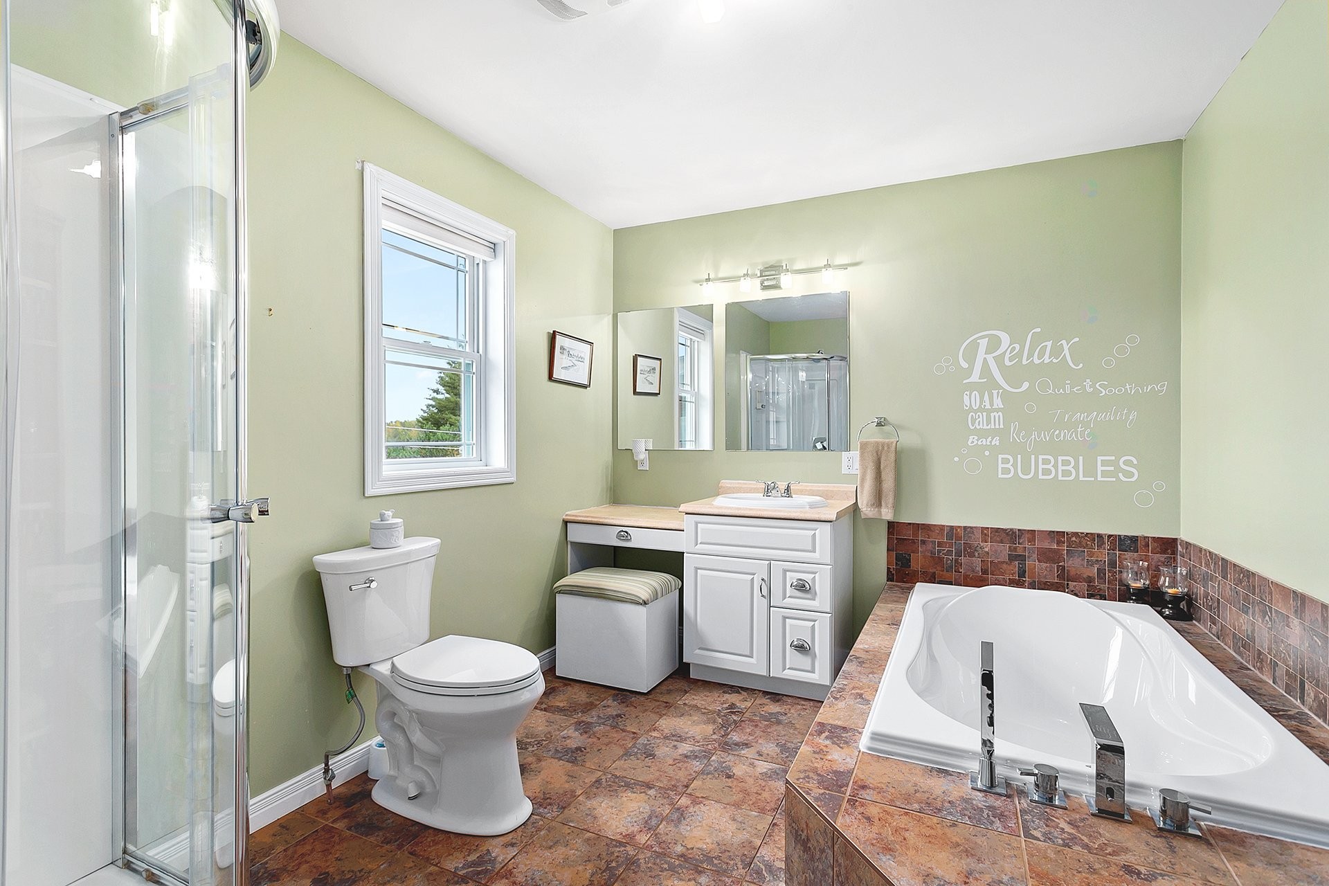 









75


Ch. Laforest

,
Litchfield,




QC
J0X1K0

