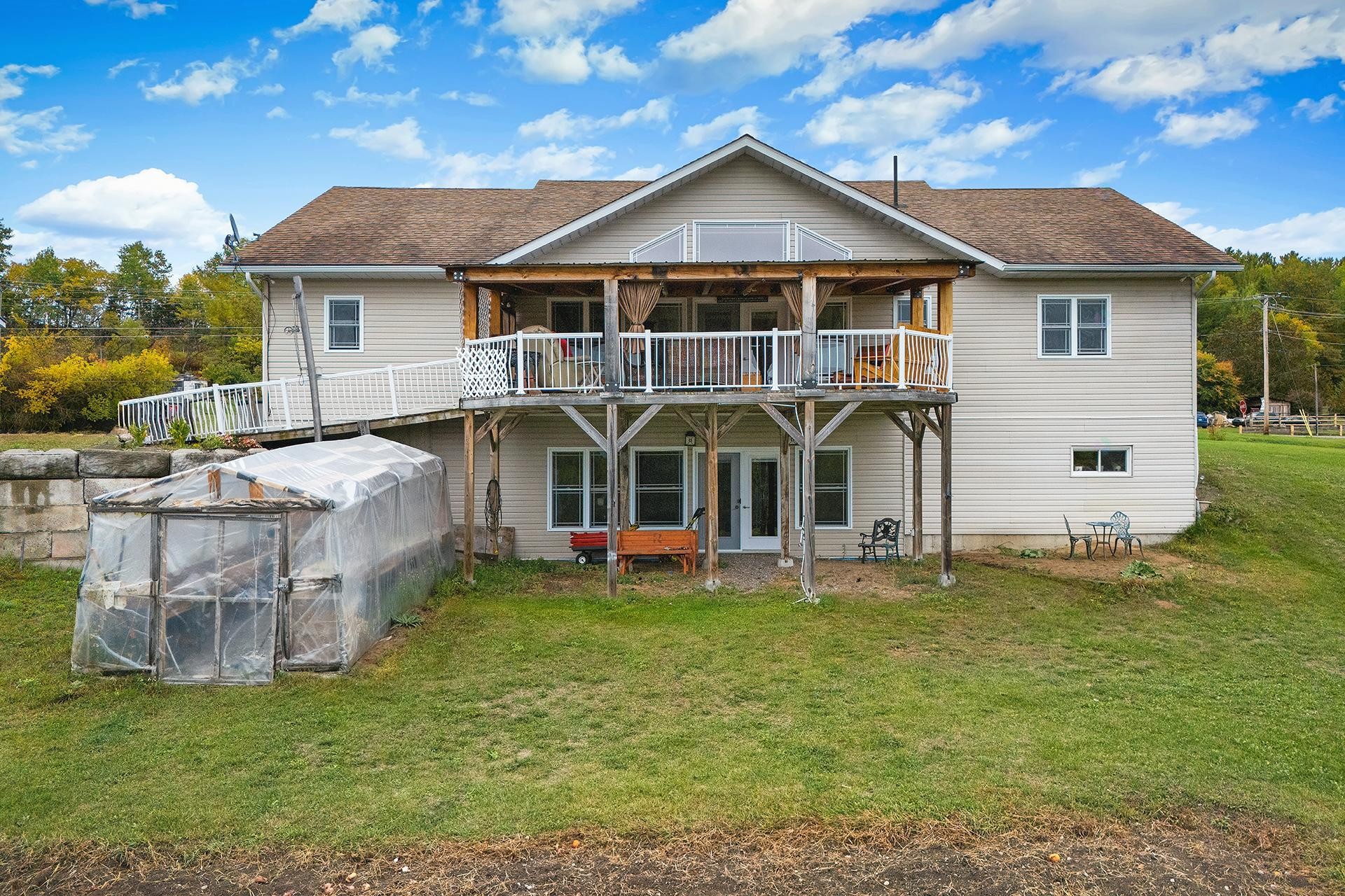 









75


Ch. Laforest

,
Litchfield,




QC
J0X1K0

