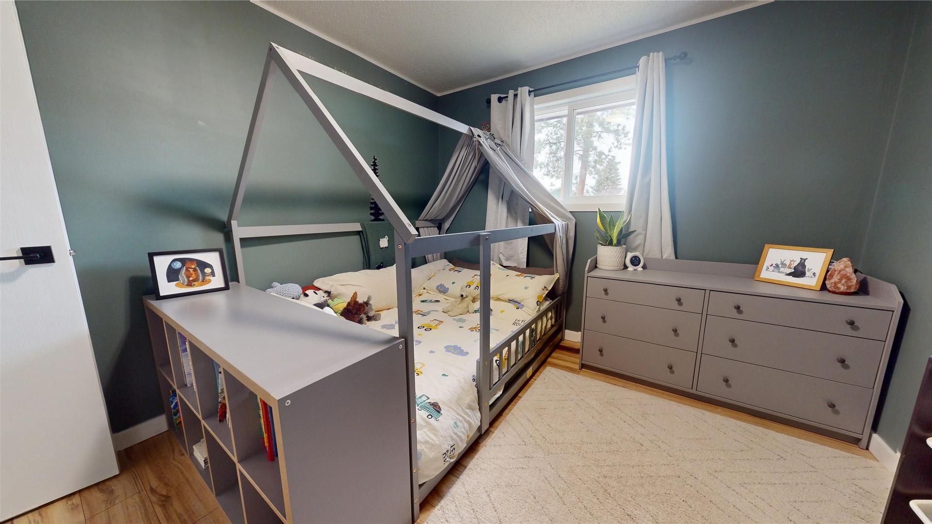 









2620


3rd

Street,
Cranbrook,




BC
V1C 1G5

