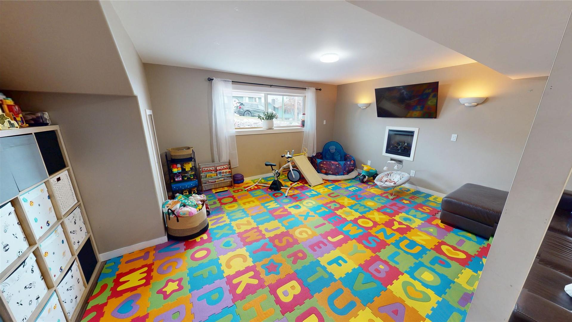 









2620


3rd

Street,
Cranbrook,




BC
V1C 1G5

