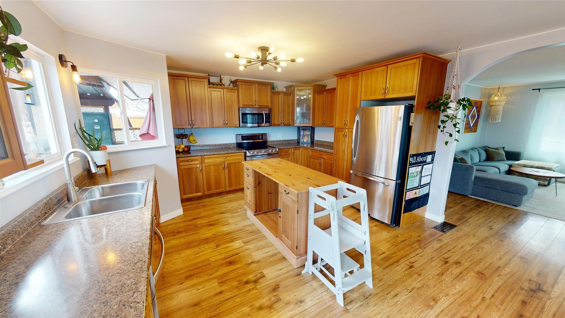 









2620


3rd

Street,
Cranbrook,




BC
V1C 1G5

