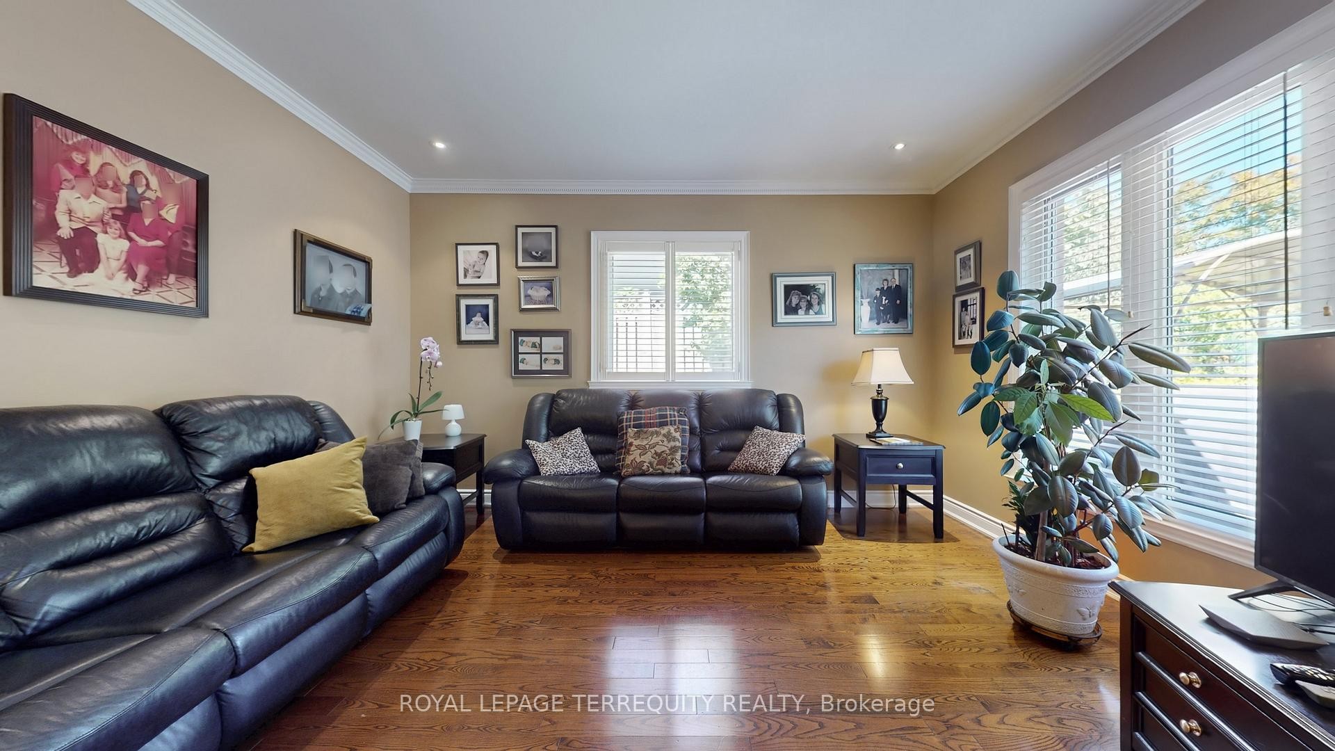 









134


Hadrian

Drive,
Toronto,




ON
M9W 1V4


