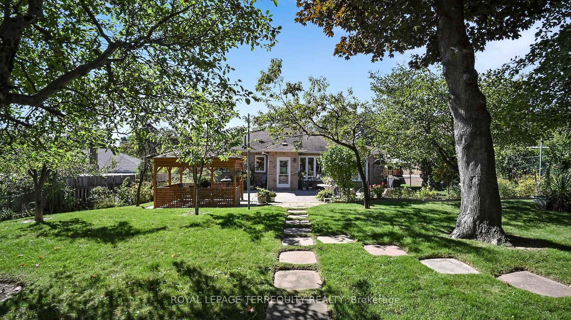 









134


Hadrian

Drive,
Toronto,




ON
M9W 1V4

