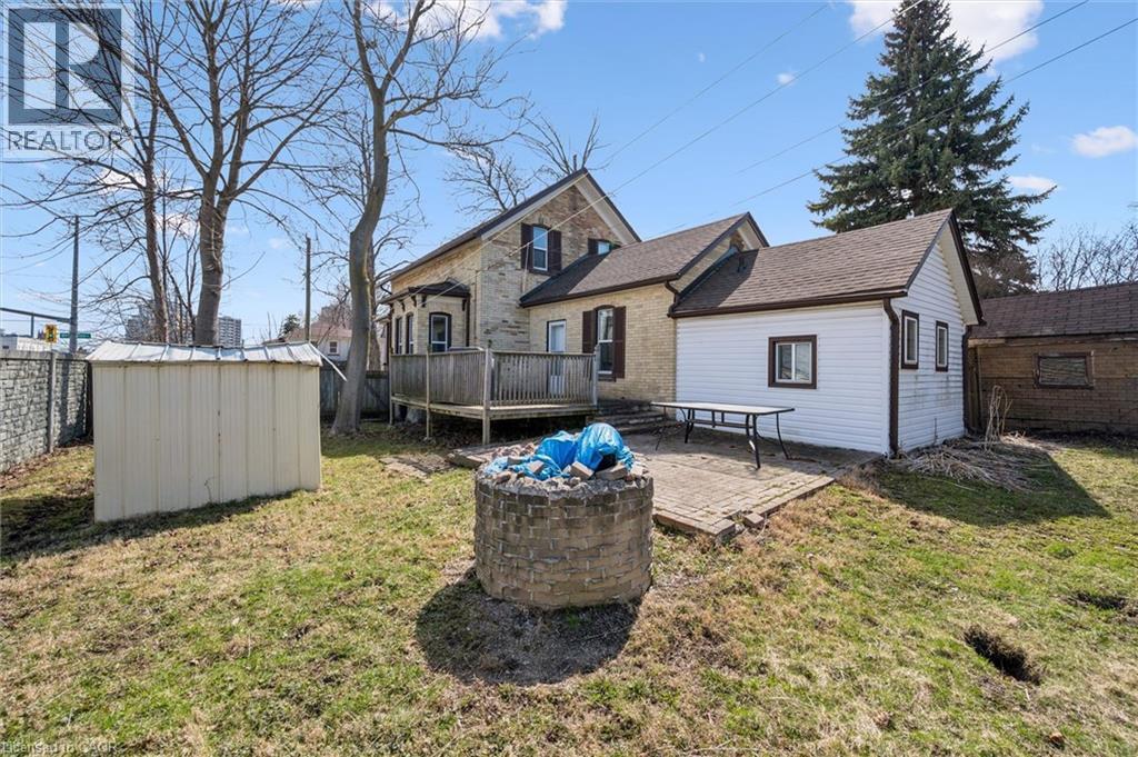 












156 WELLINGTON Street N

,
Kitchener,




Ontario
N2H5K1

