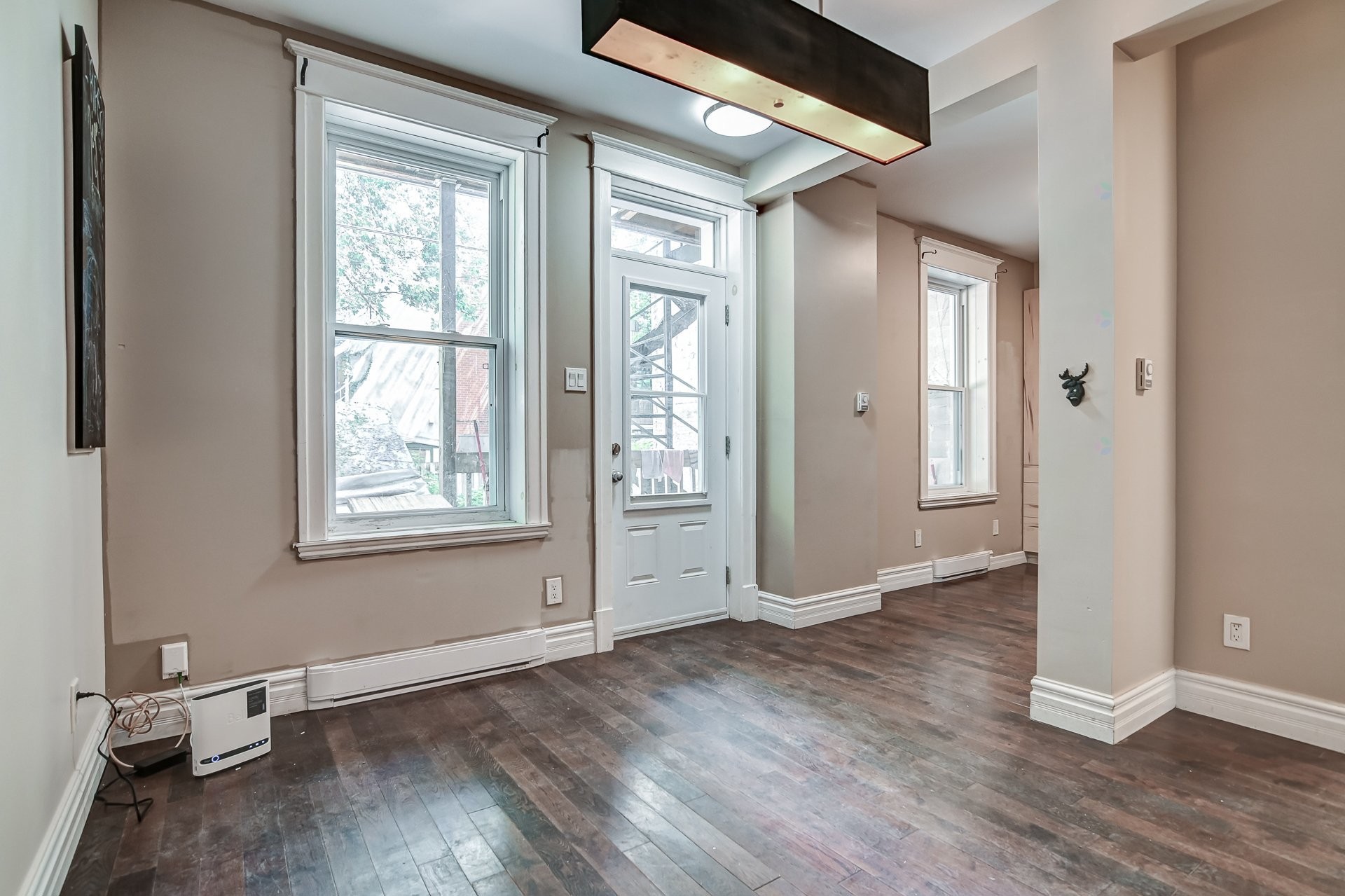 









4693


Rue De La Roche

,
Montréal (Le Plateau-Mont-Royal),




QC
H2J3J5

