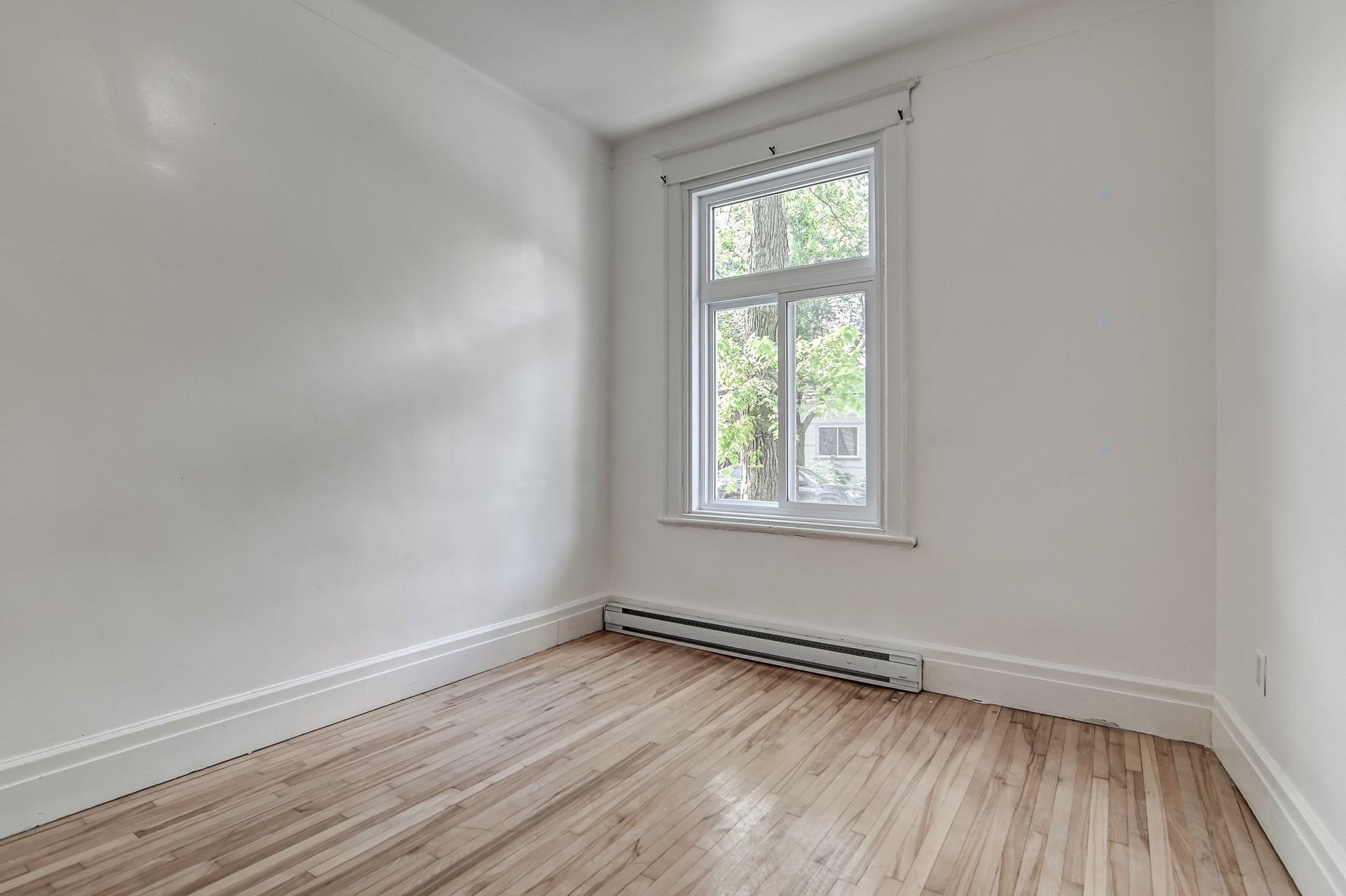 









4693


Rue De La Roche

,
Montréal (Le Plateau-Mont-Royal),




QC
H2J3J5

