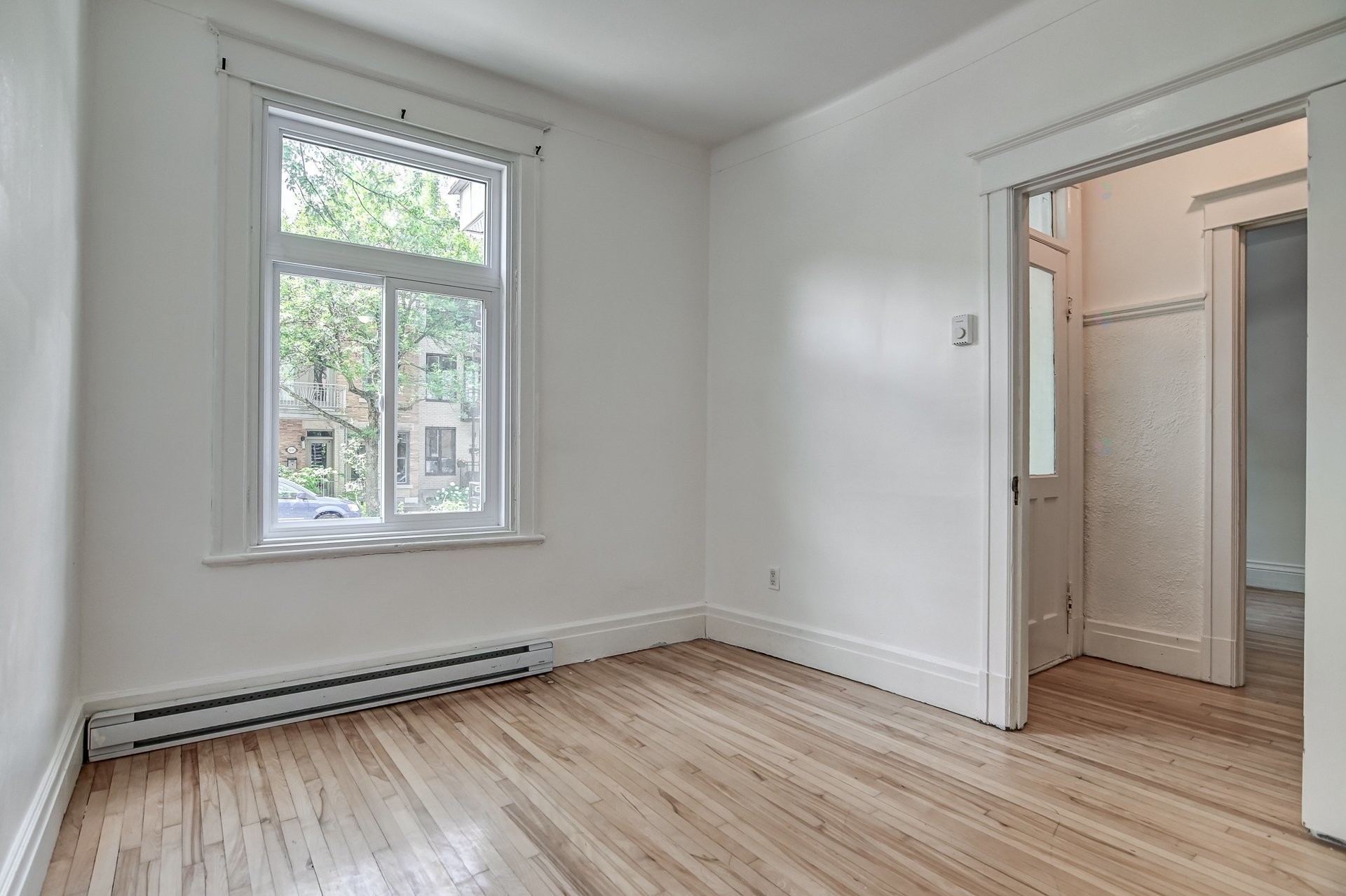 









4693


Rue De La Roche

,
Montréal (Le Plateau-Mont-Royal),




QC
H2J3J5

