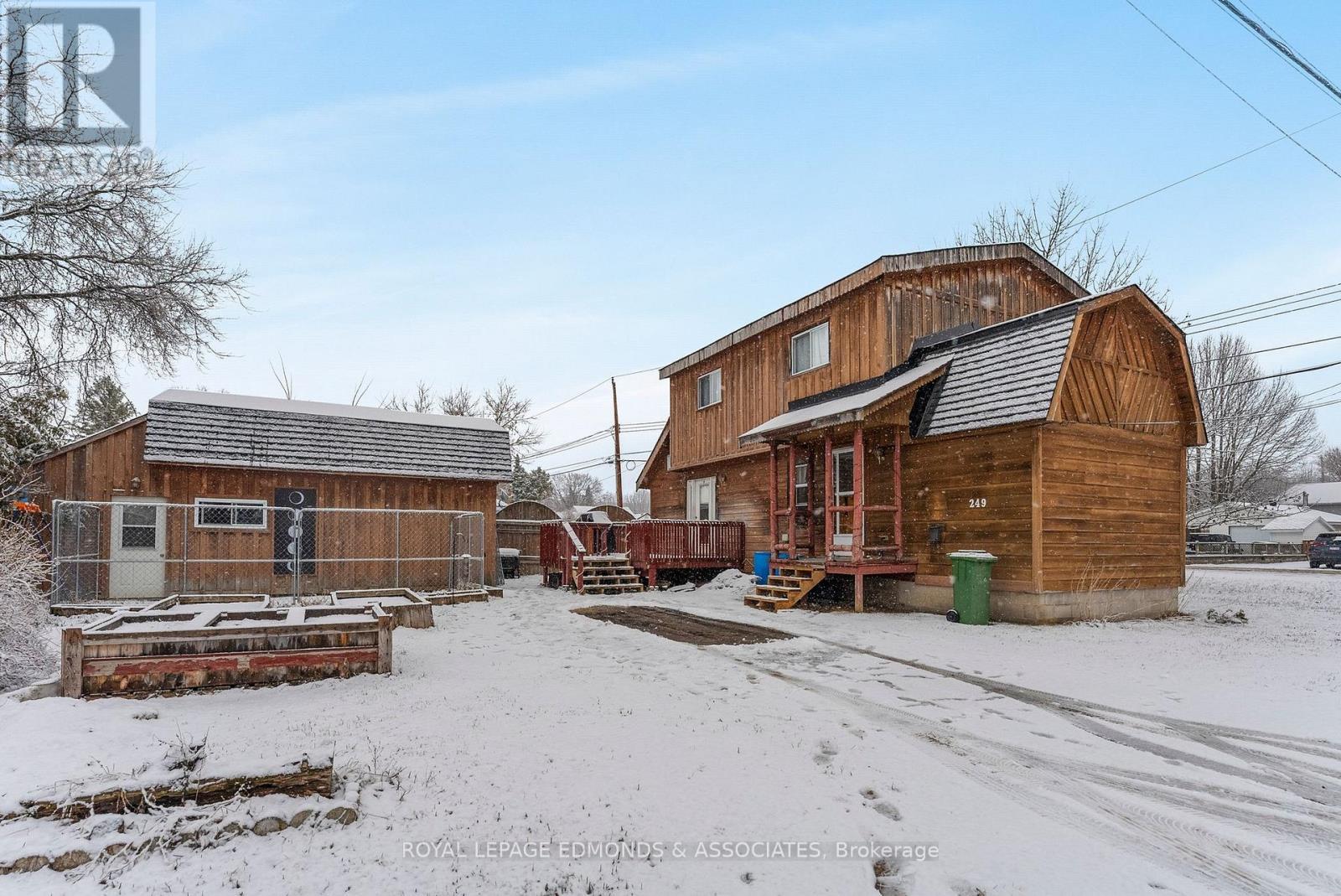 












249 WILFRED STREET

,
Pembroke,




Ontario
K8A5K8

