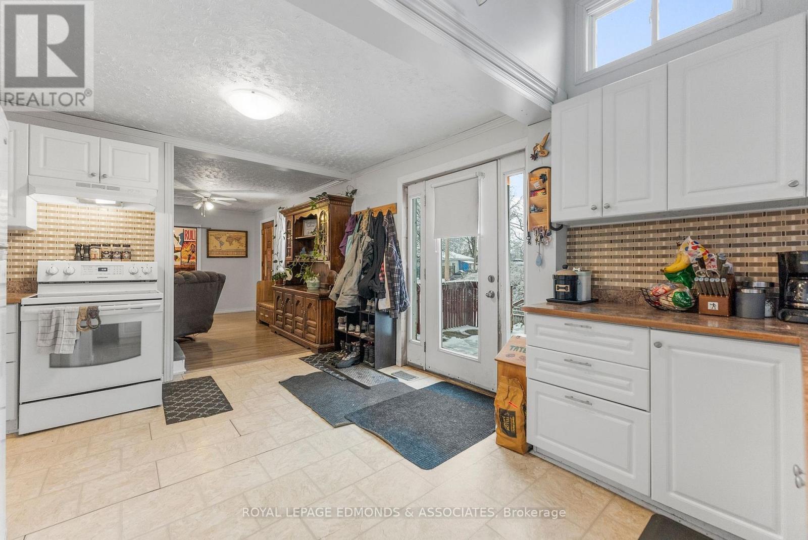












249 WILFRED STREET

,
Pembroke,




Ontario
K8A5K8

