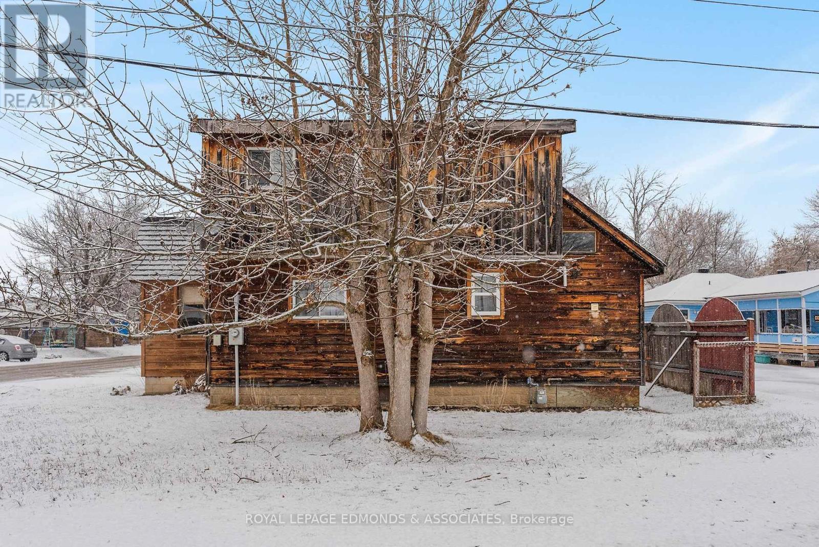 












249 WILFRED STREET

,
Pembroke,




Ontario
K8A5K8

