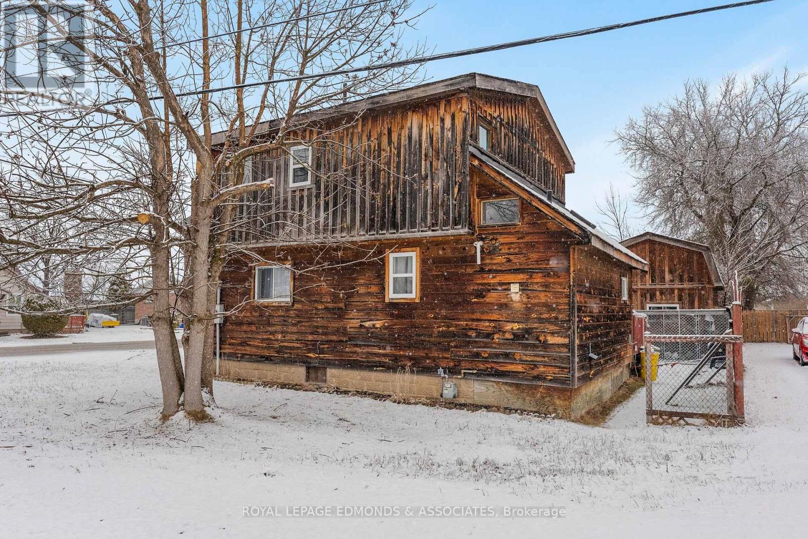 












249 WILFRED STREET

,
Pembroke,




Ontario
K8A5K8

