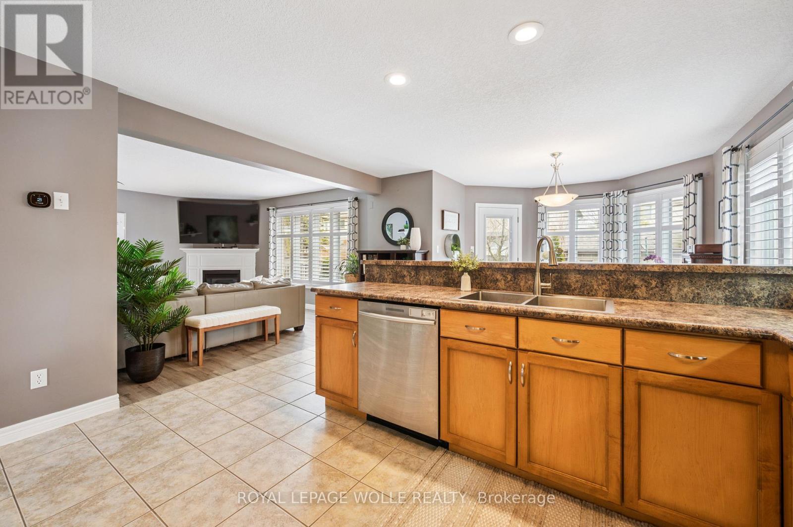 












111 MUSCOVEY DRIVE

,
Woolwich,




Ontario
N3B3P7

