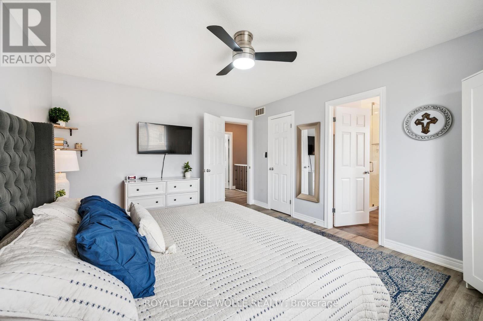 












111 MUSCOVEY DRIVE

,
Woolwich,




Ontario
N3B3P7

