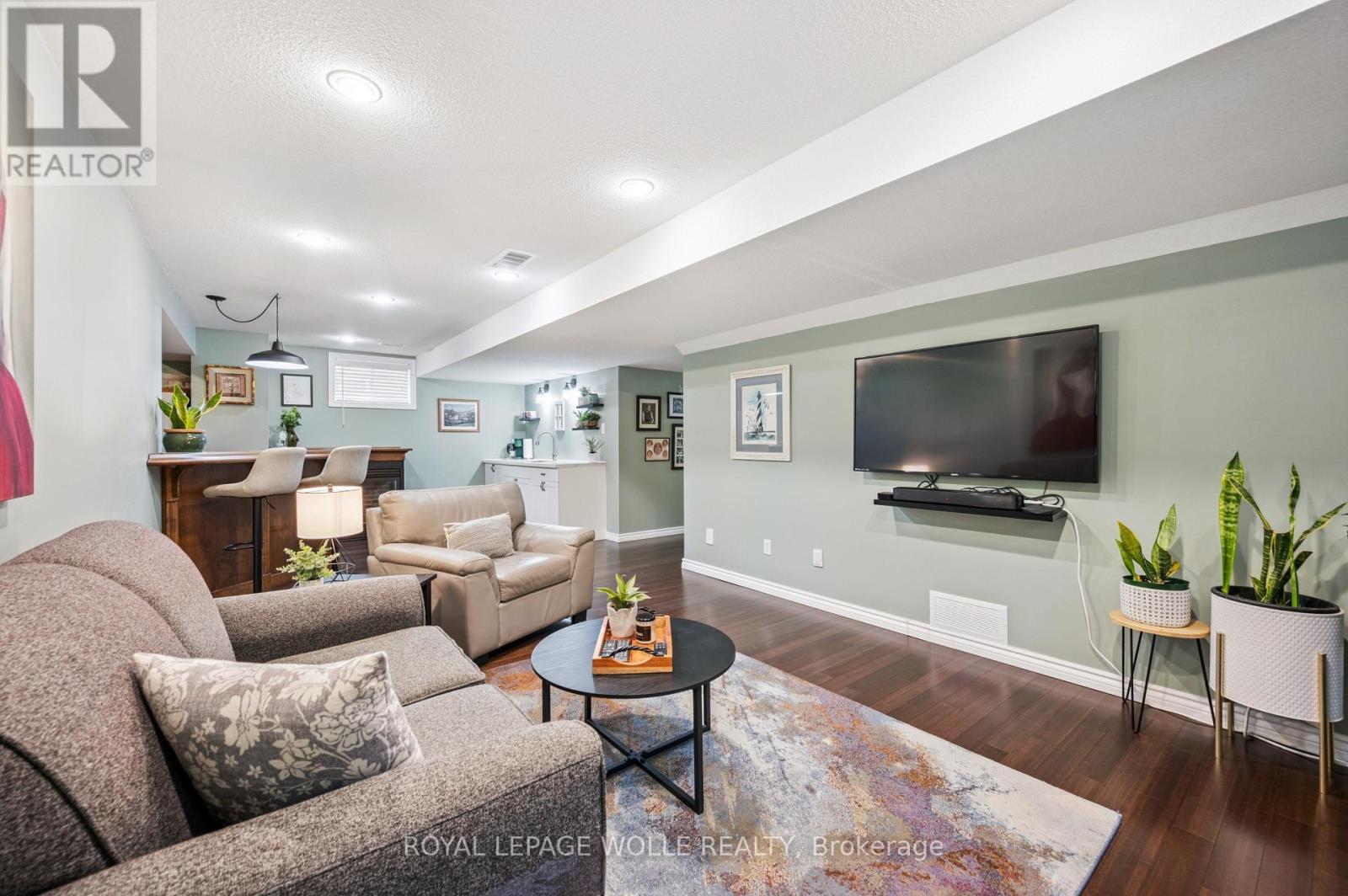 












111 MUSCOVEY DRIVE

,
Woolwich,




Ontario
N3B3P7


