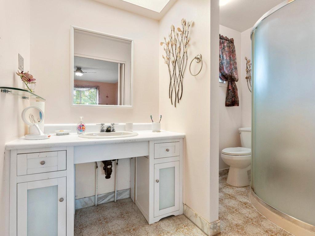 









4493


Rue Kingston

,
Pierrefonds-Roxboro (Montréal),




QC
H9A2T5

