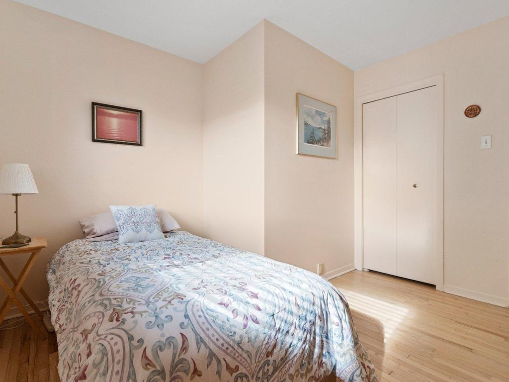 









4493


Rue Kingston

,
Pierrefonds-Roxboro (Montréal),




QC
H9A2T5


