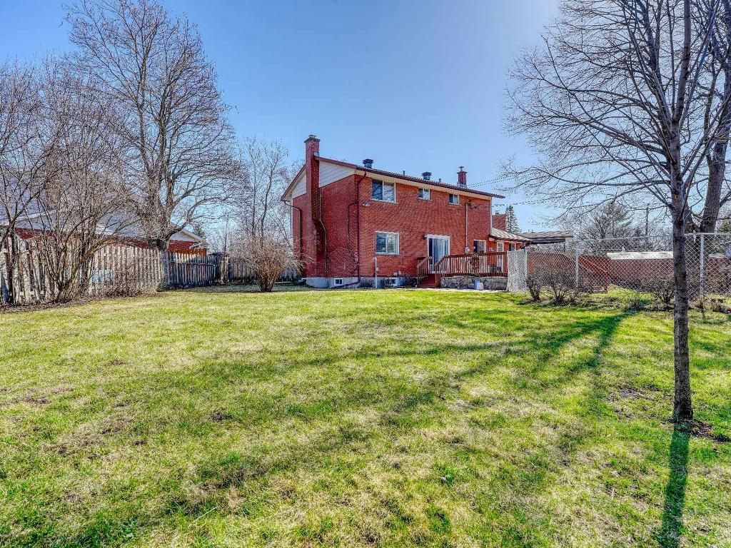 









4493


Rue Kingston

,
Pierrefonds-Roxboro (Montréal),




QC
H9A2T5

