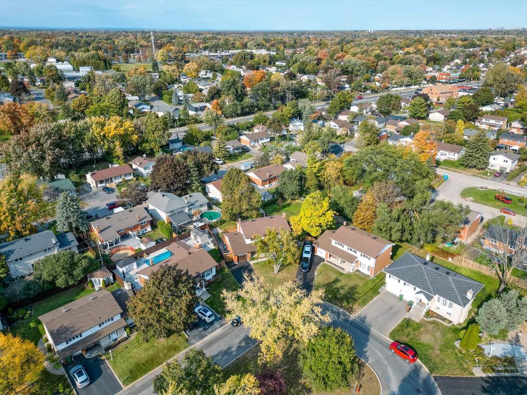 









4493


Rue Kingston

,
Pierrefonds-Roxboro (Montréal),




QC
H9A2T5


