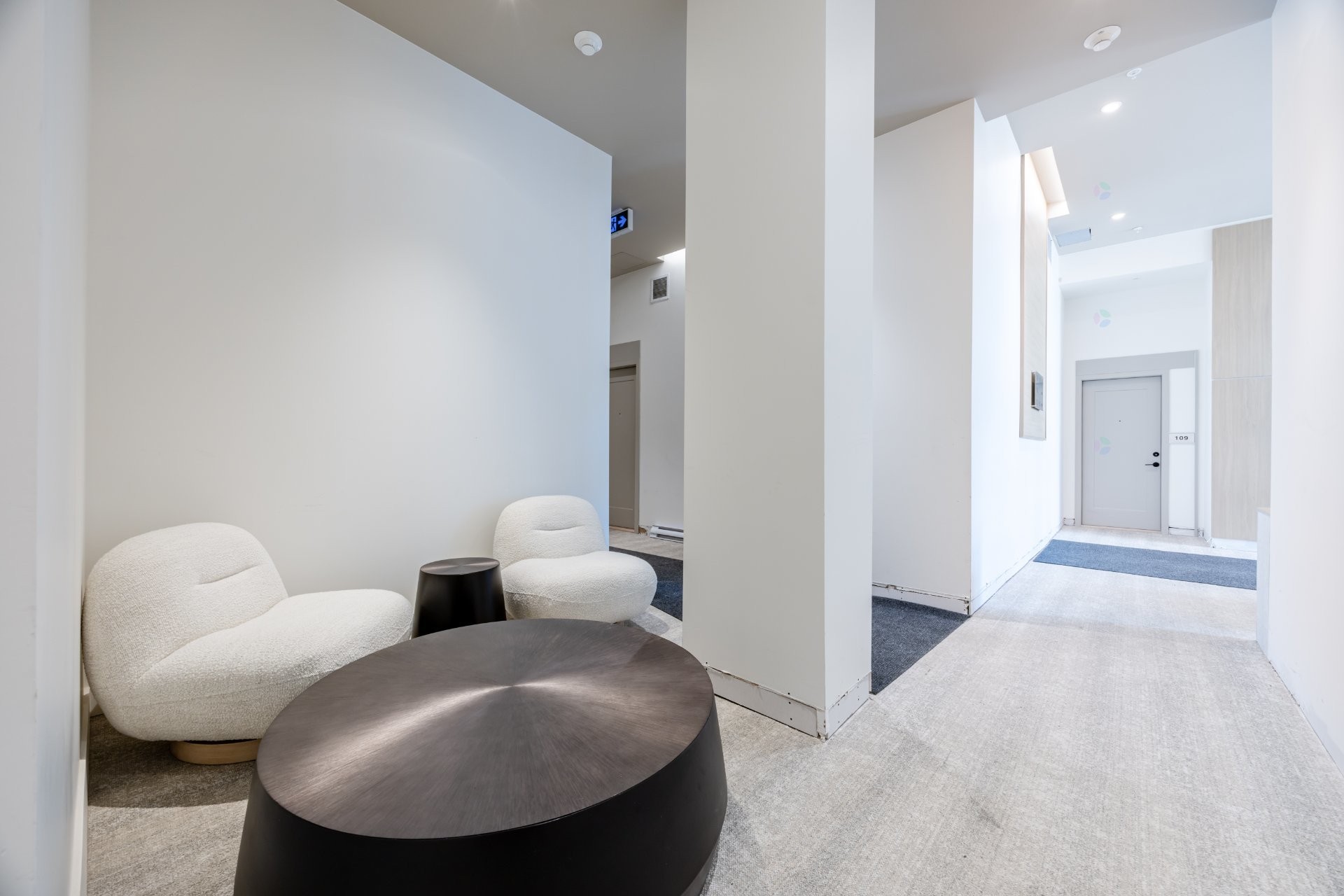 









2151


Rue Léger

, 1110,
Montréal (LaSalle),




QC
H8N0J3

