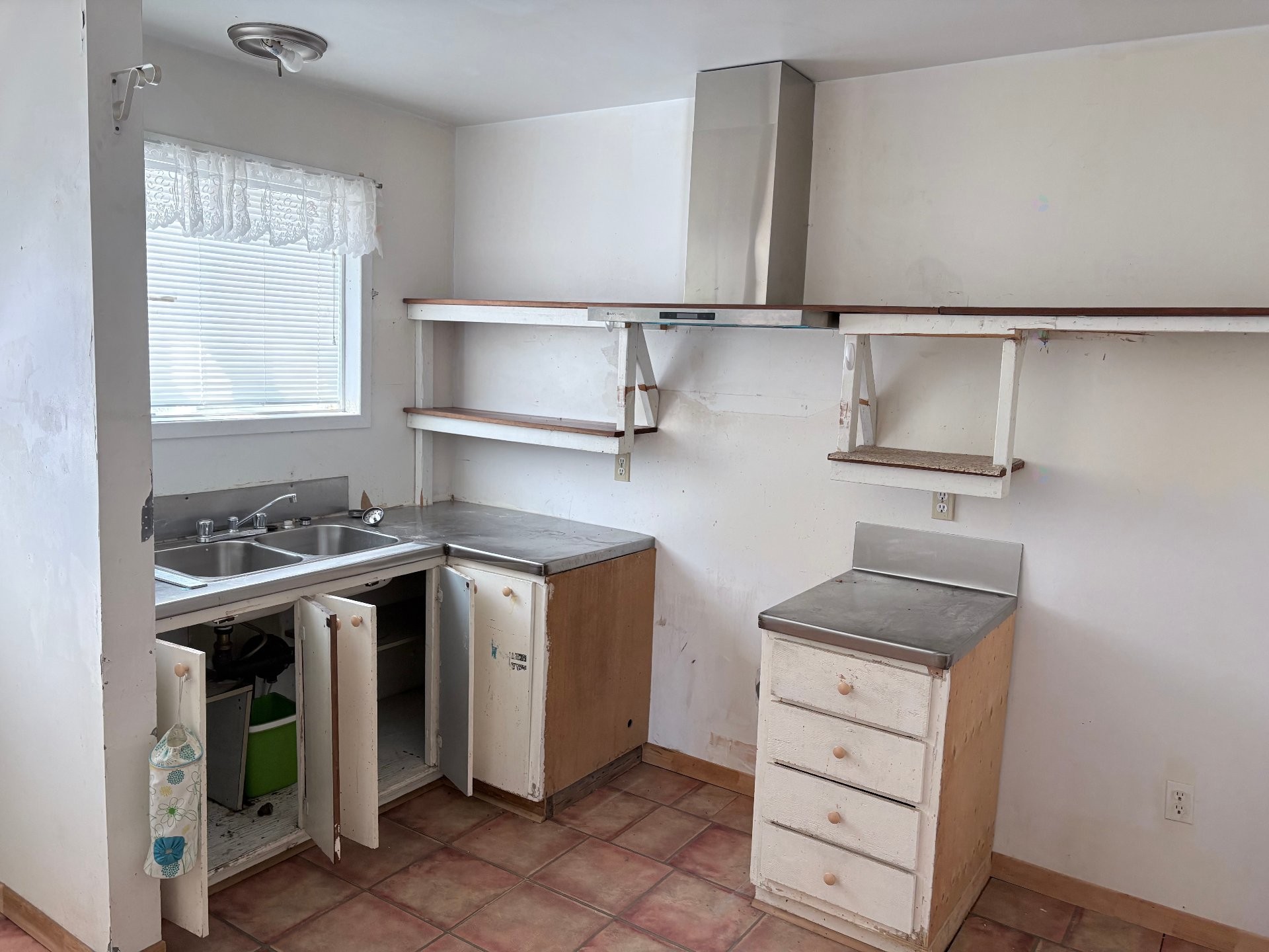 









605


Rue de la Mer

,
Sept-Îles,




QC
G0G2B0

