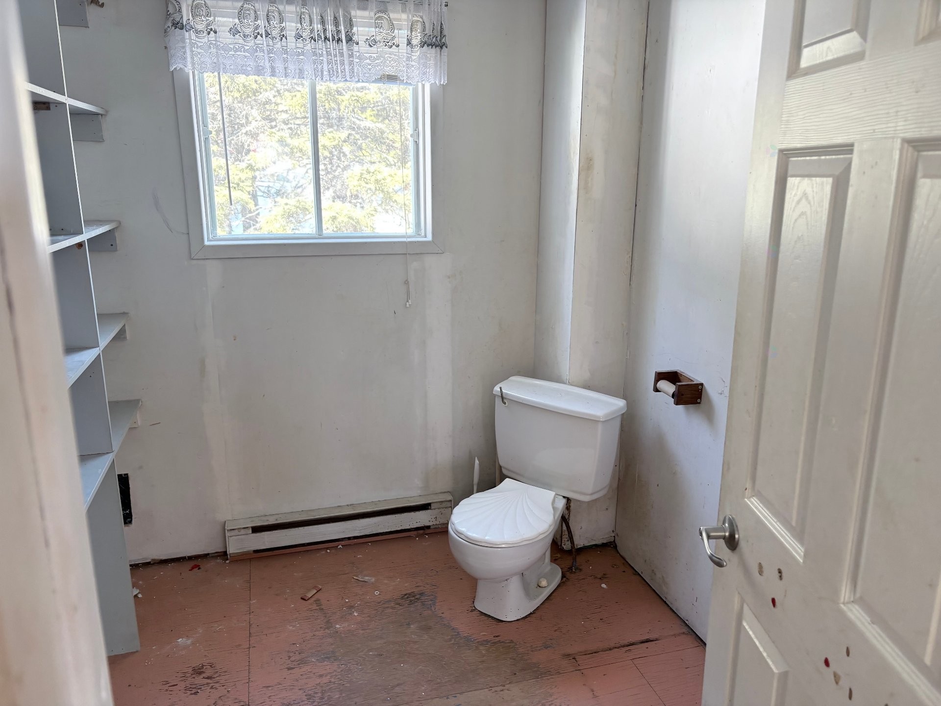 









605


Rue de la Mer

,
Sept-Îles,




QC
G0G2B0

