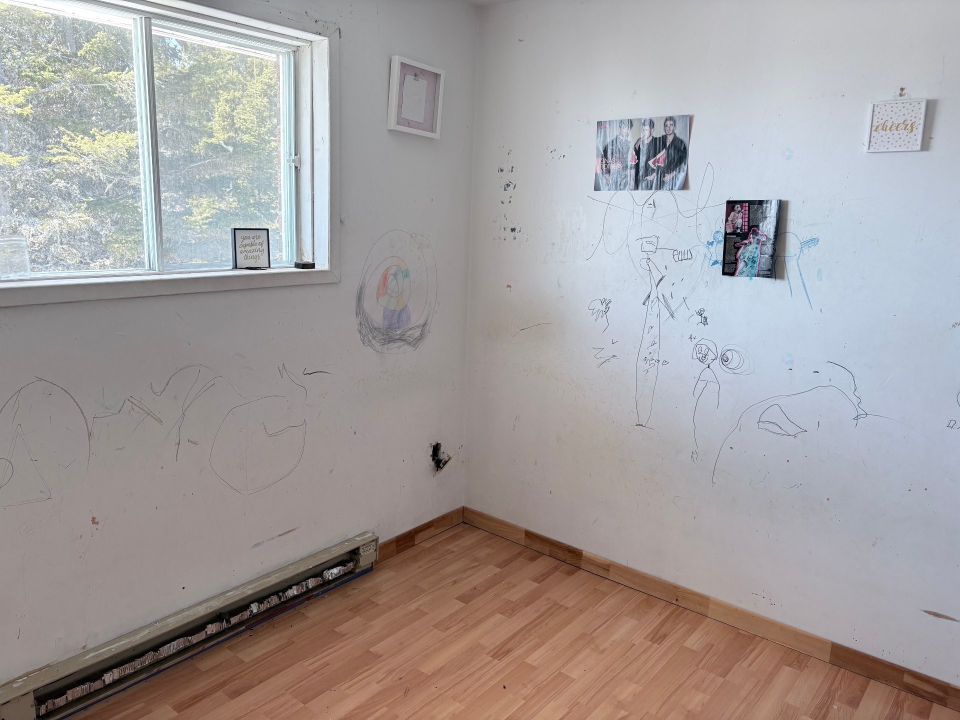 









605


Rue de la Mer

,
Sept-Îles,




QC
G0G2B0

