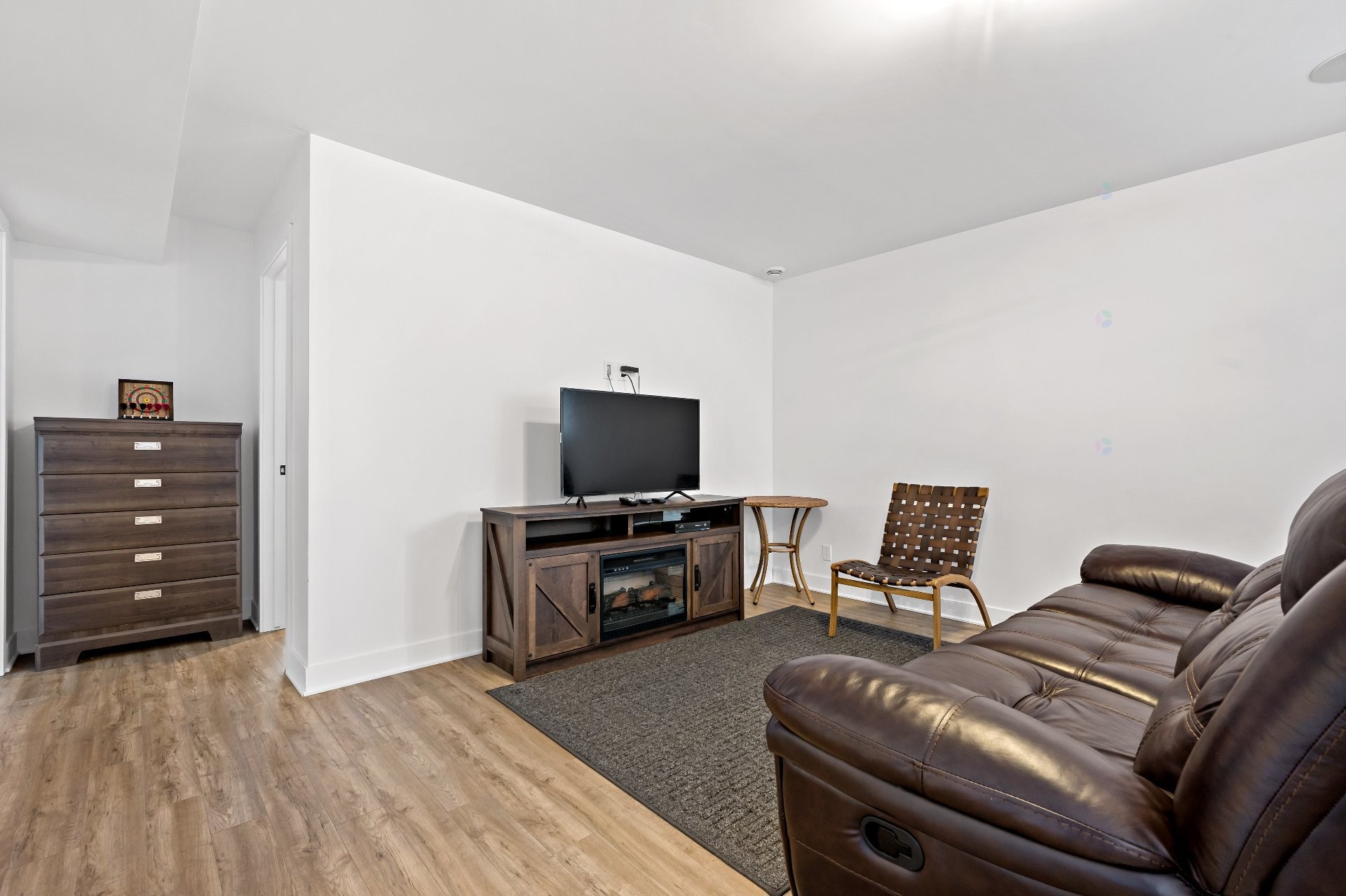 









1713


Ch. du Lac-Amico

,
Sainte-Lucie-des-Laurentides,




QC
J0T2J0

