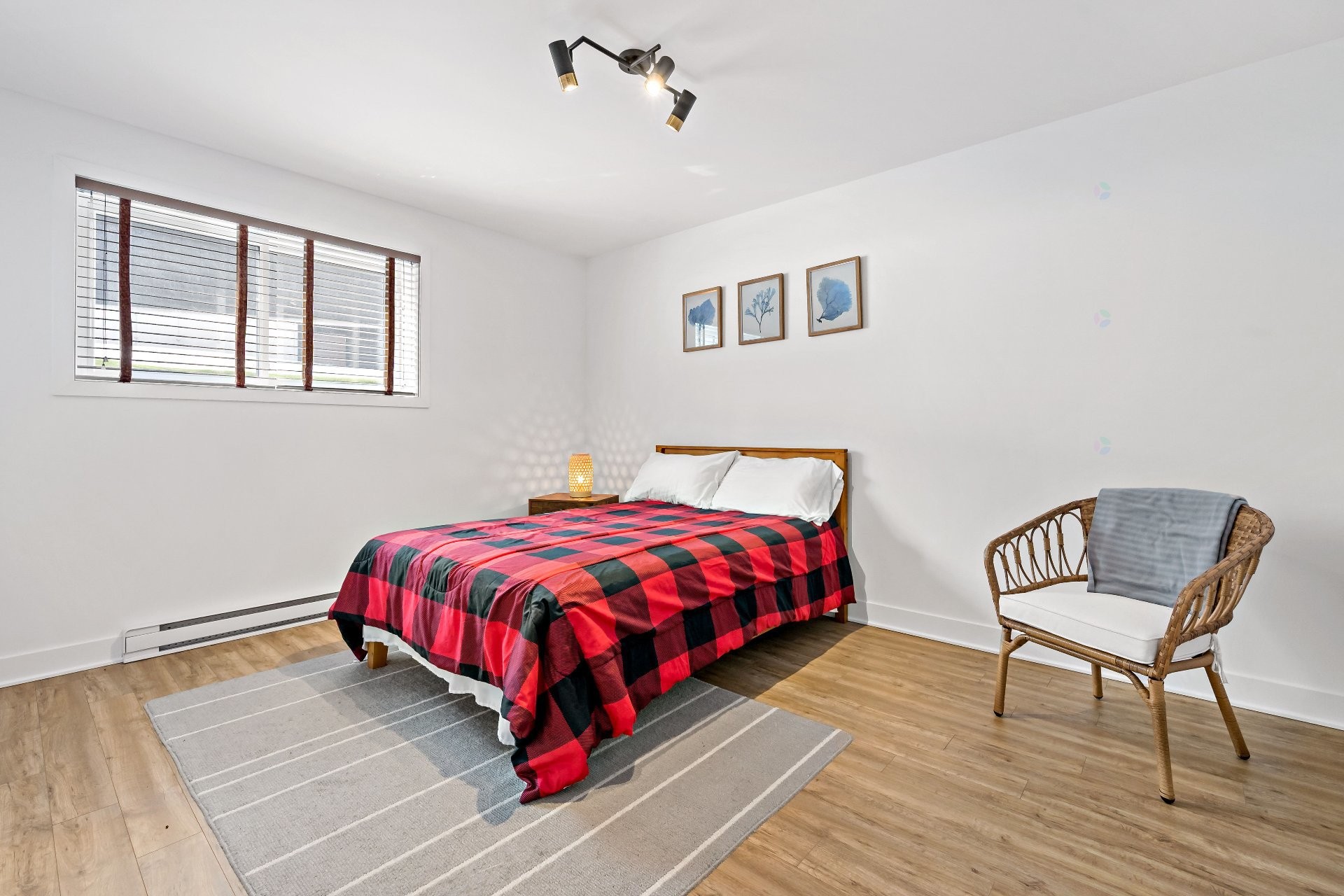 









1713


Ch. du Lac-Amico

,
Sainte-Lucie-des-Laurentides,




QC
J0T2J0

