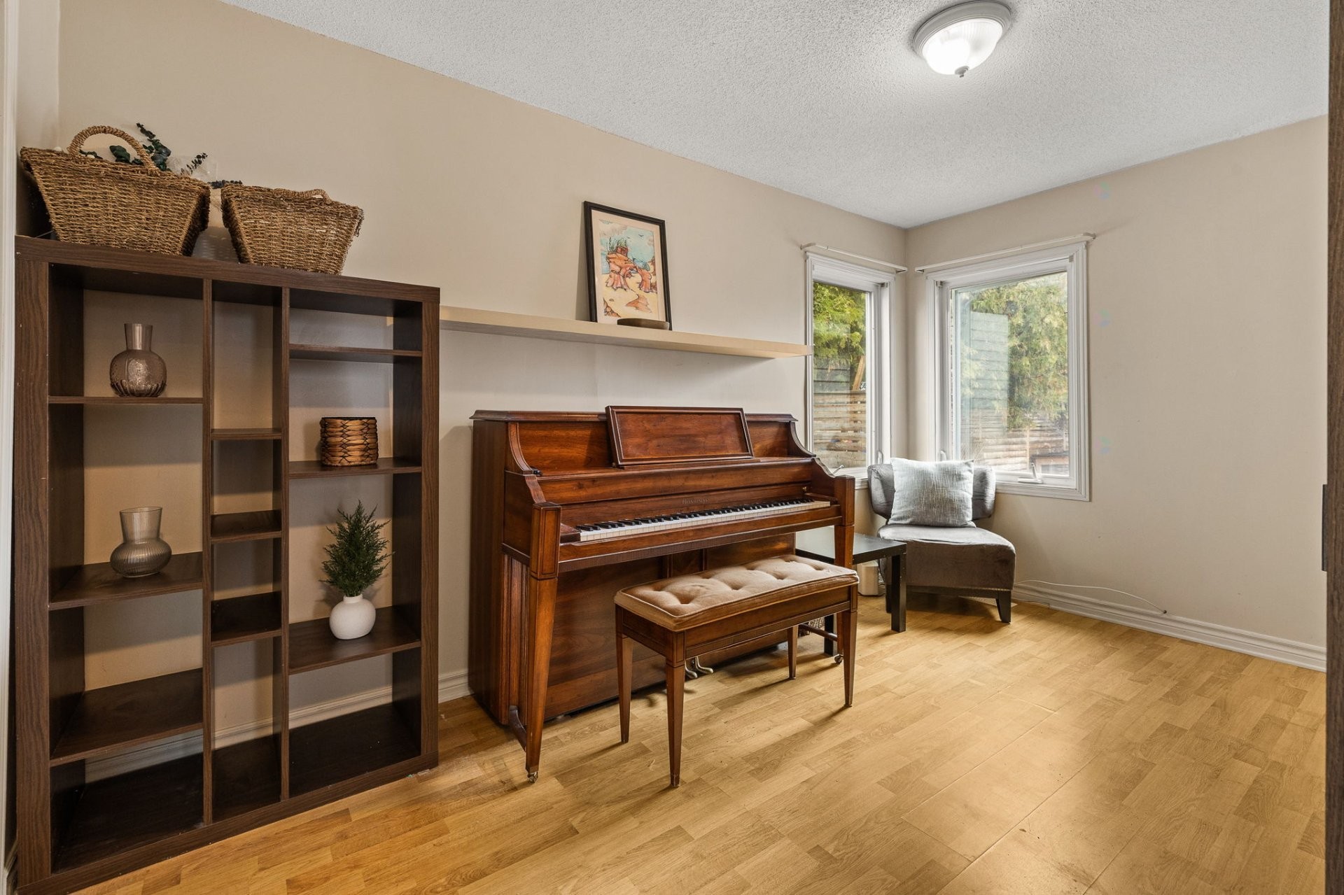 









112


Rue Fontaine

,
Gatineau (Hull),




QC
J8Y2C3

