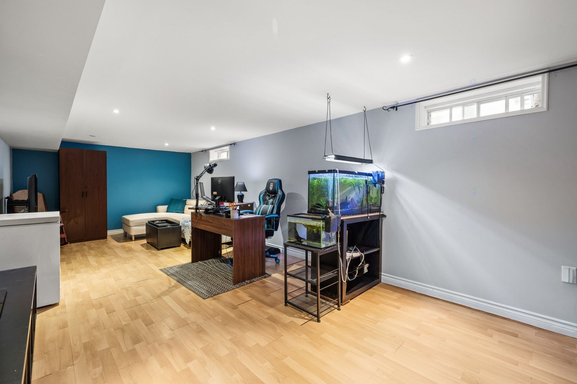 









112


Rue Fontaine

,
Gatineau (Hull),




QC
J8Y2C3


