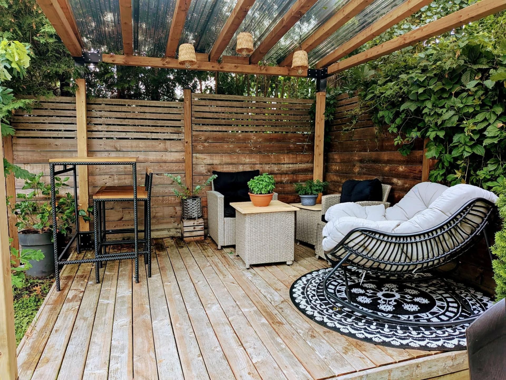 









112


Rue Fontaine

,
Gatineau (Hull),




QC
J8Y2C3

